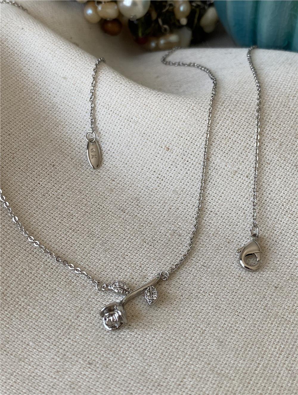 VIP Silver Rose Kolye
