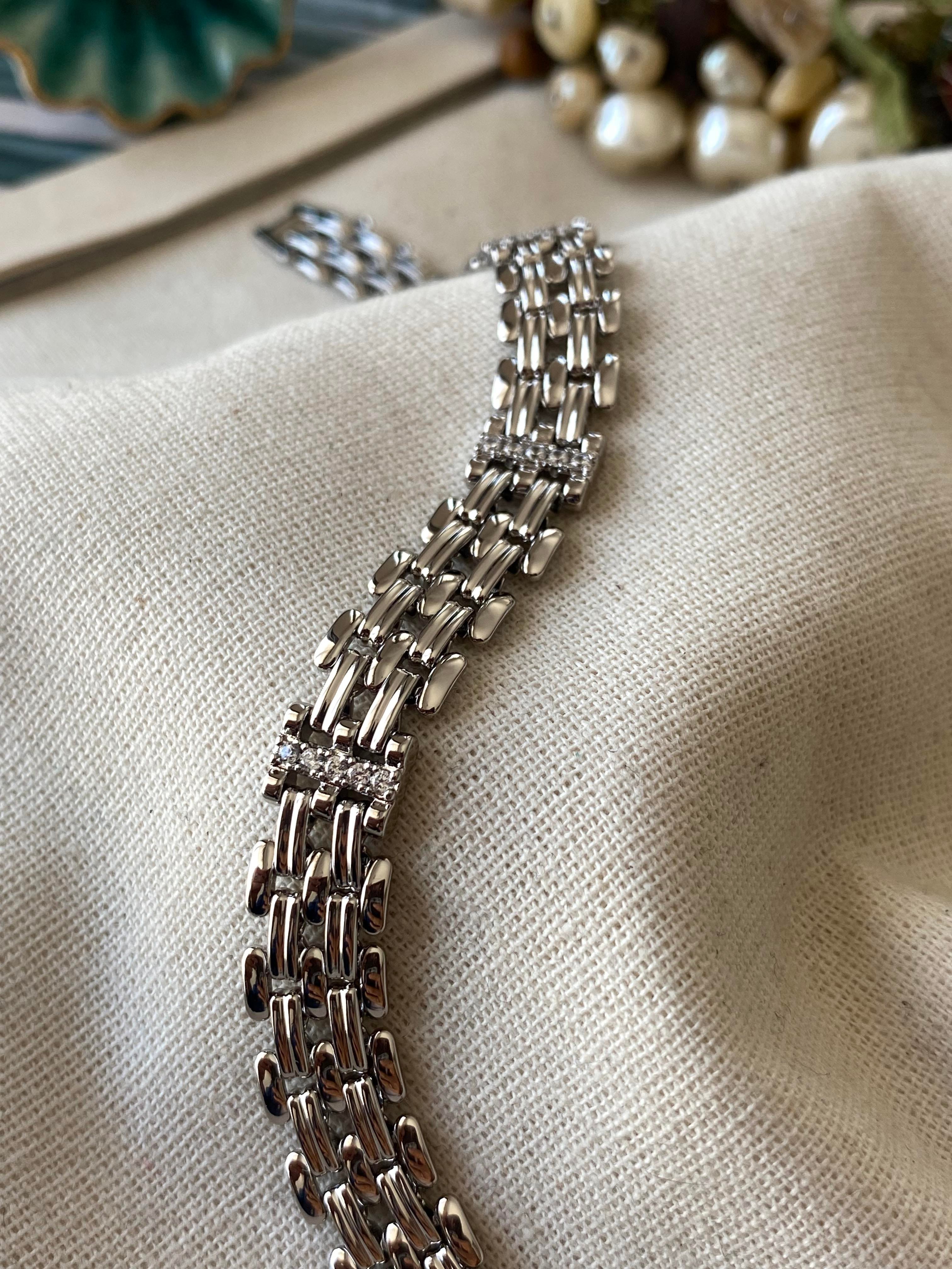 VIP Silver Taşlı Kordon Kelepçe