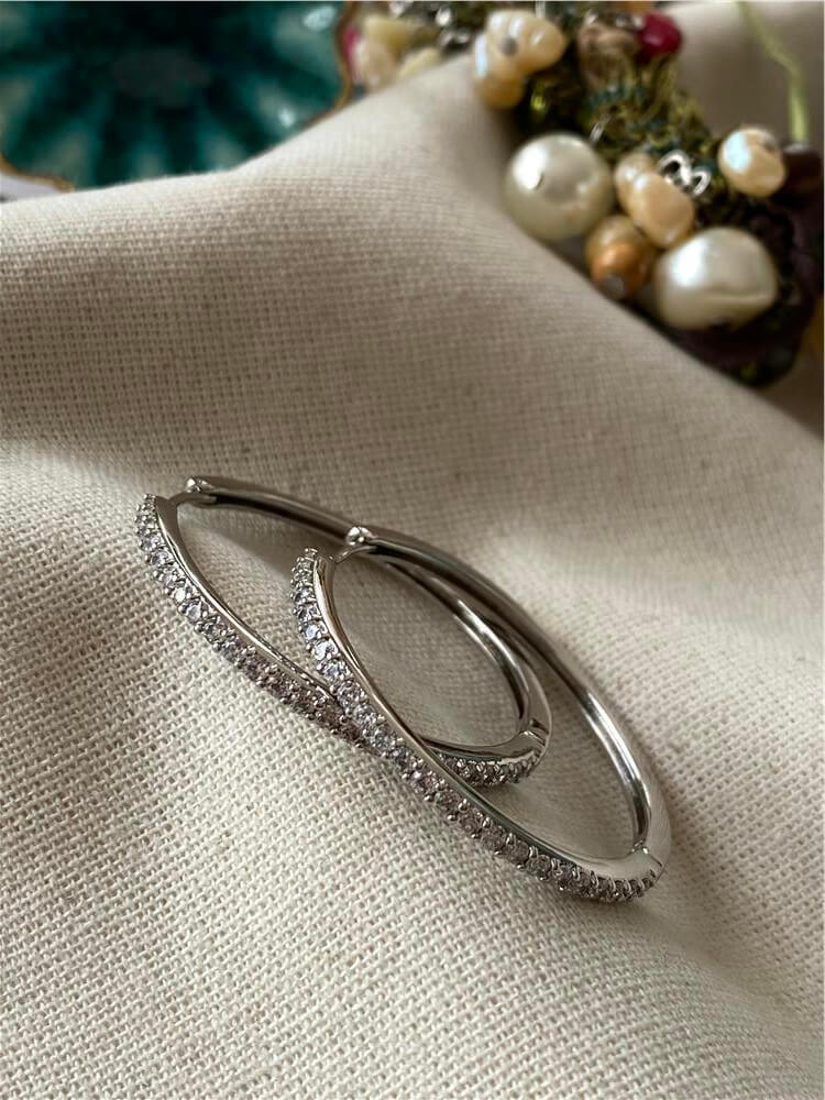 VIP Taşlı Silver Halka Küpe