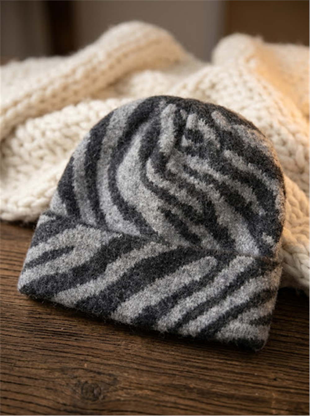 Zebra Desenli Gri Bere