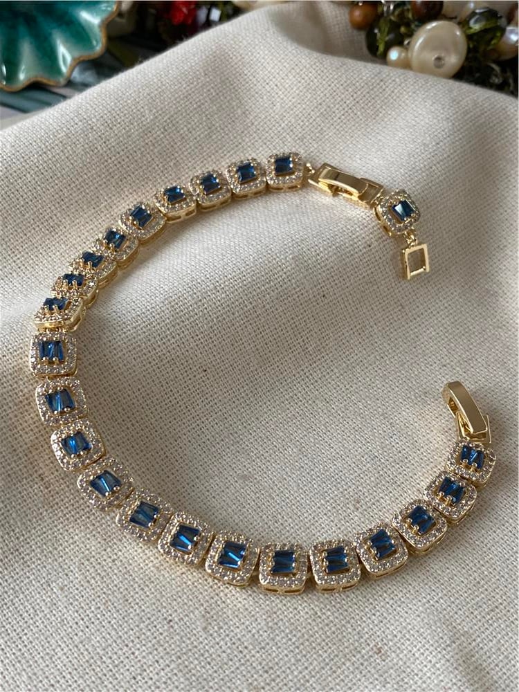 Zirconium Baget Taşlı Gold Bileklik