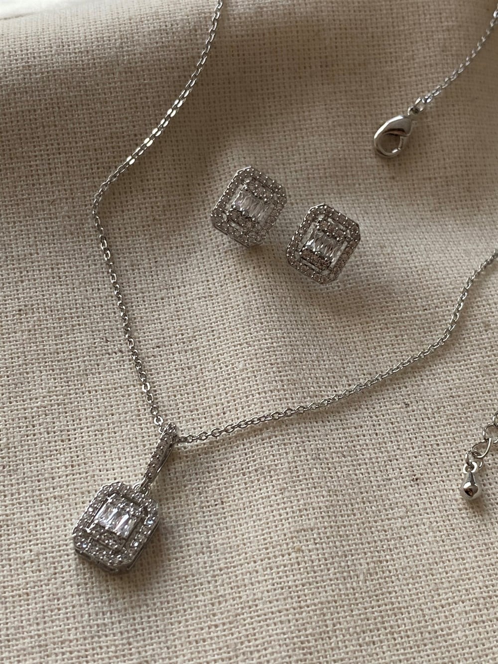 Zirkon Kolye Set 