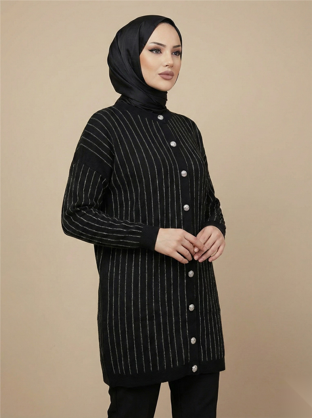 140501 NEFİSE SİMLİ TRİKO KISA HIRKA