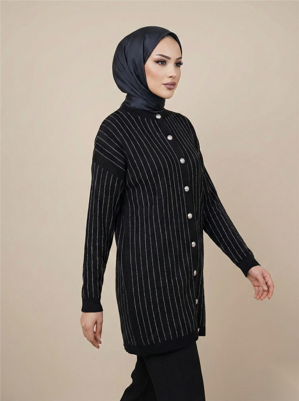 140501 NEFİSE SİMLİ TRİKO KISA HIRKA