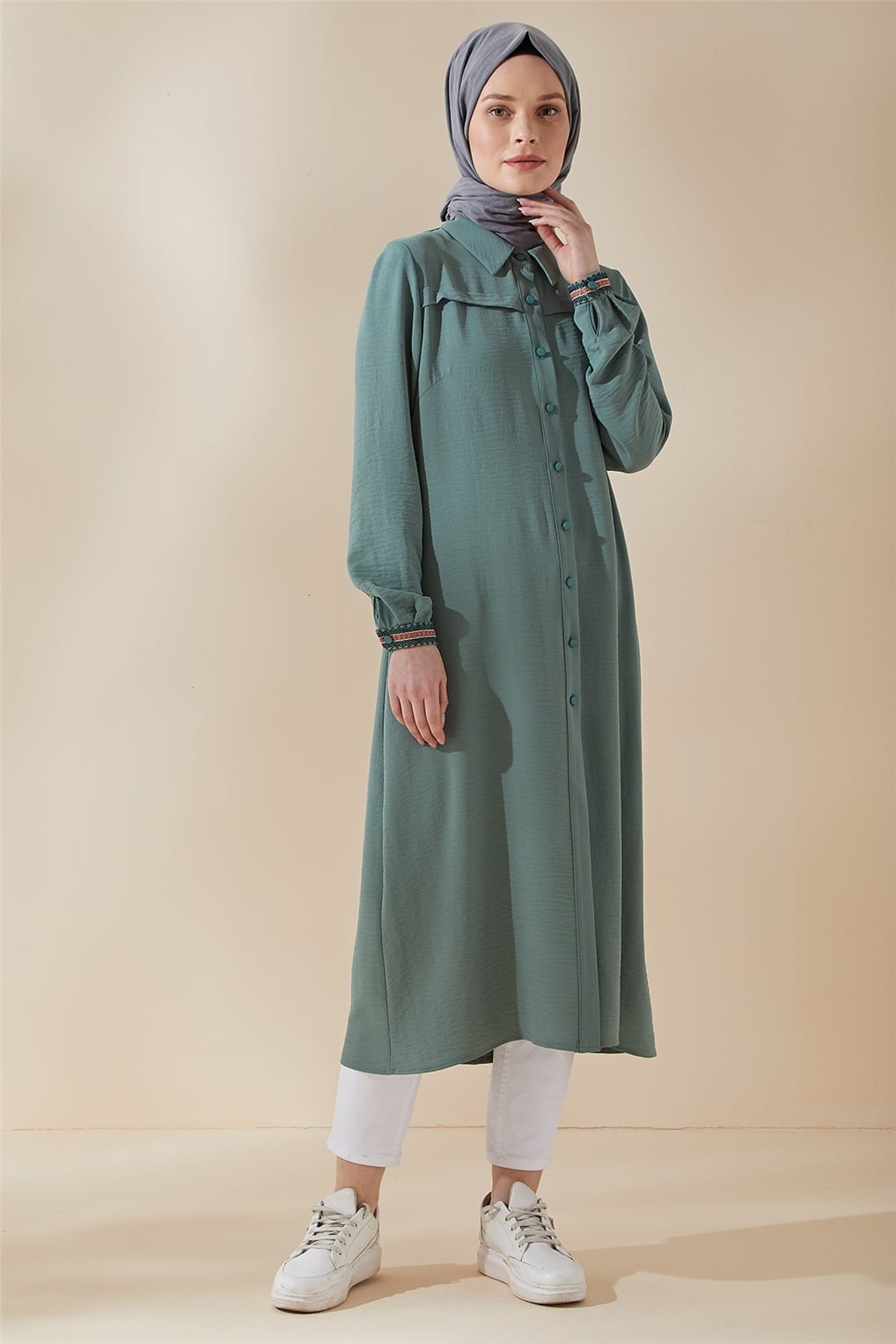 Sitare Ayrobin Arkası Nakışlı Düğmeli Tunik 21Y2567- Mint