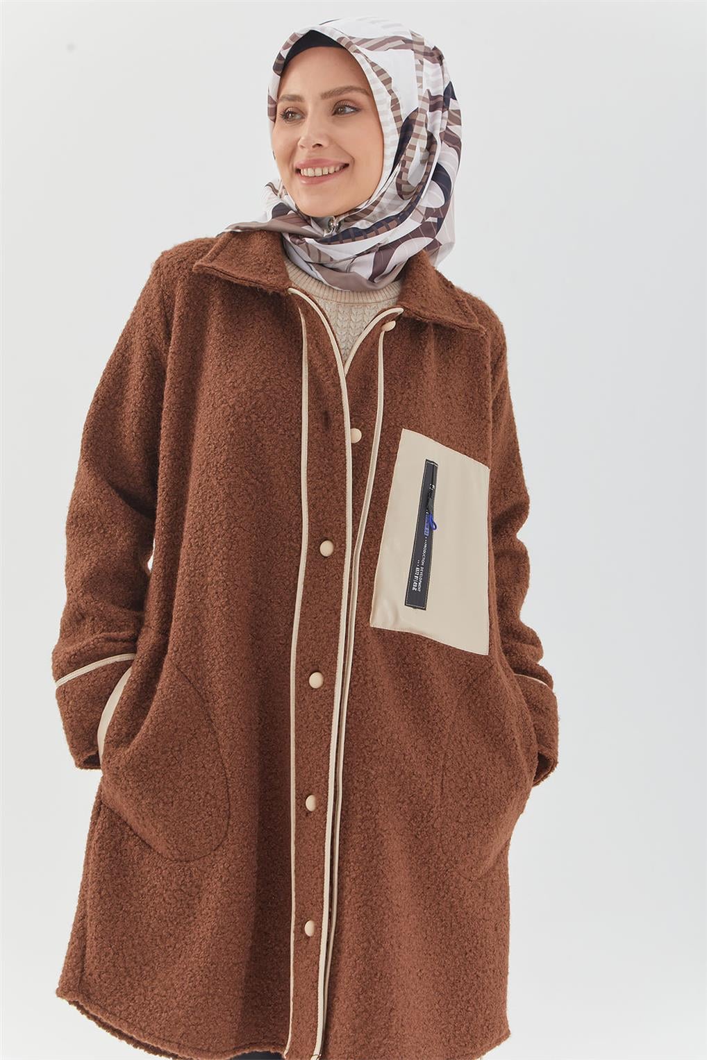 SİTARE DERİ BİYELİ PELUŞ CEKET 9604- Kahverengi