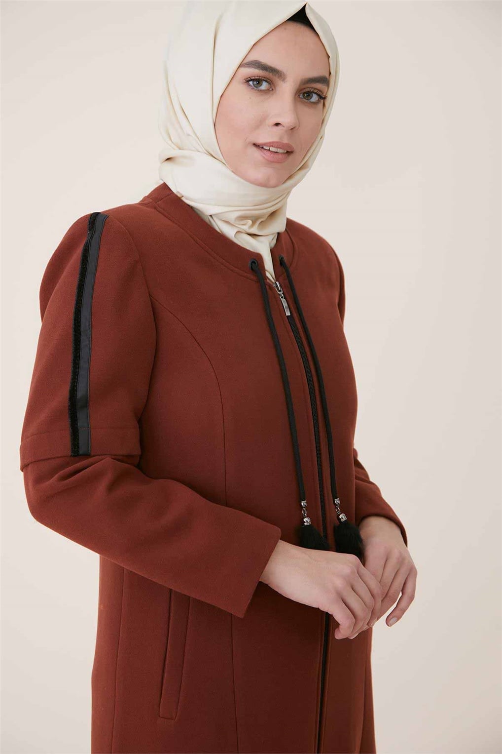 Sitare Kolları Derili Manto 20K715- Tarçın