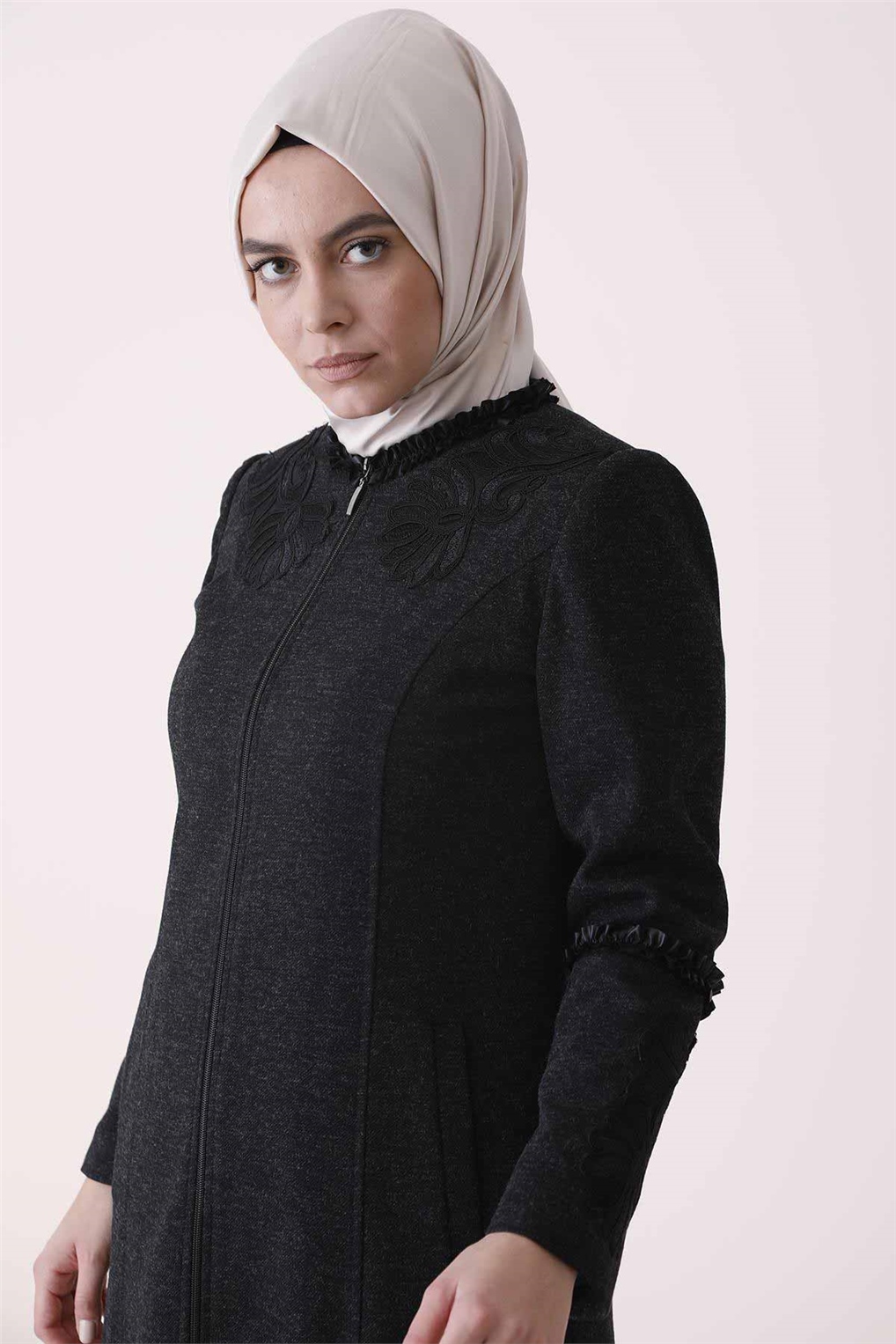 Sitare Menaj Aplikeli Manto 20K701- Siyah