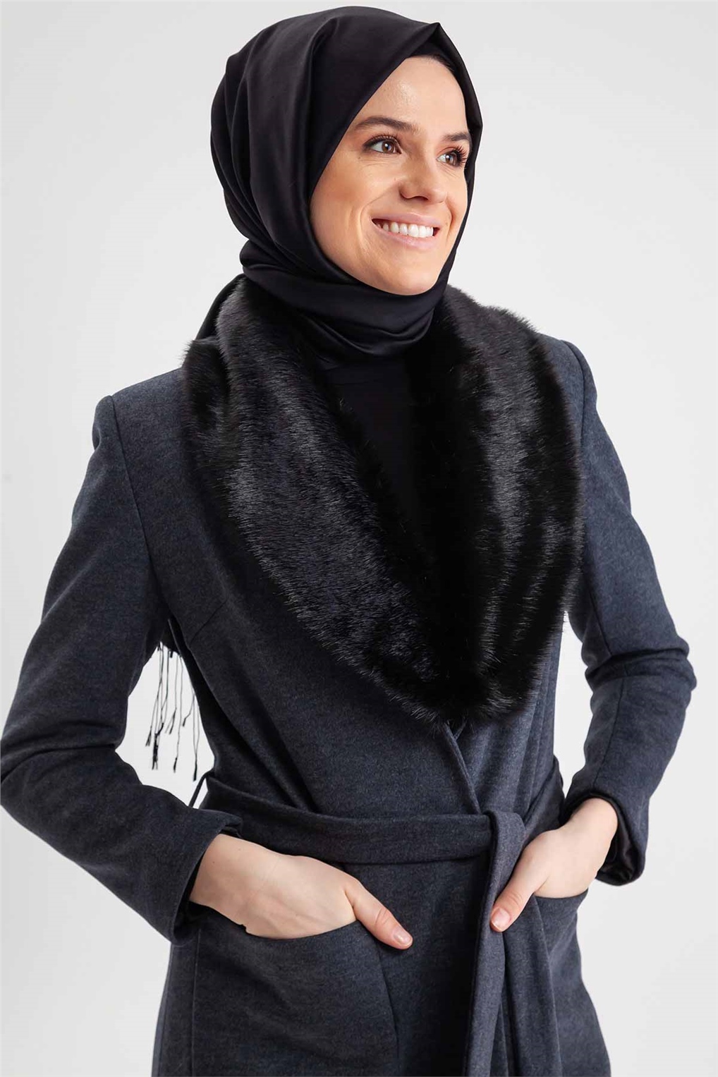 Sitare Önü Çıtçıtlı Yakası Kürklü Kaban 21K5008-M- Antrasit