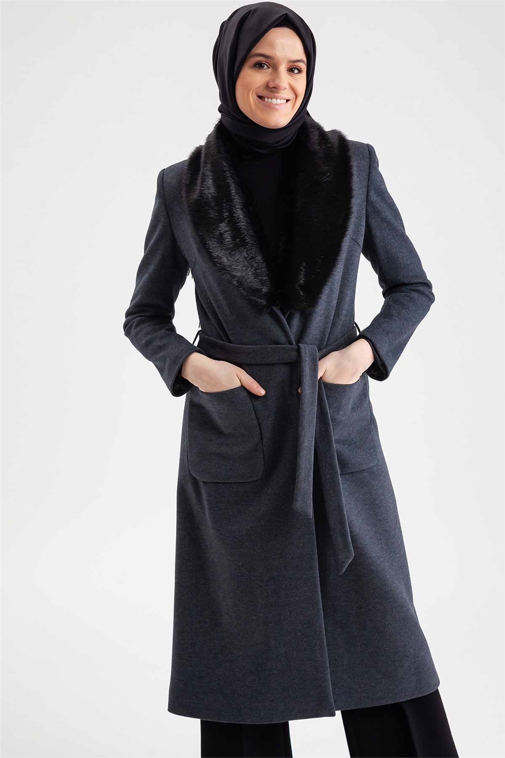 Sitare Önü Çıtçıtlı Yakası Kürklü Kaban 21K5008-M- Antrasit