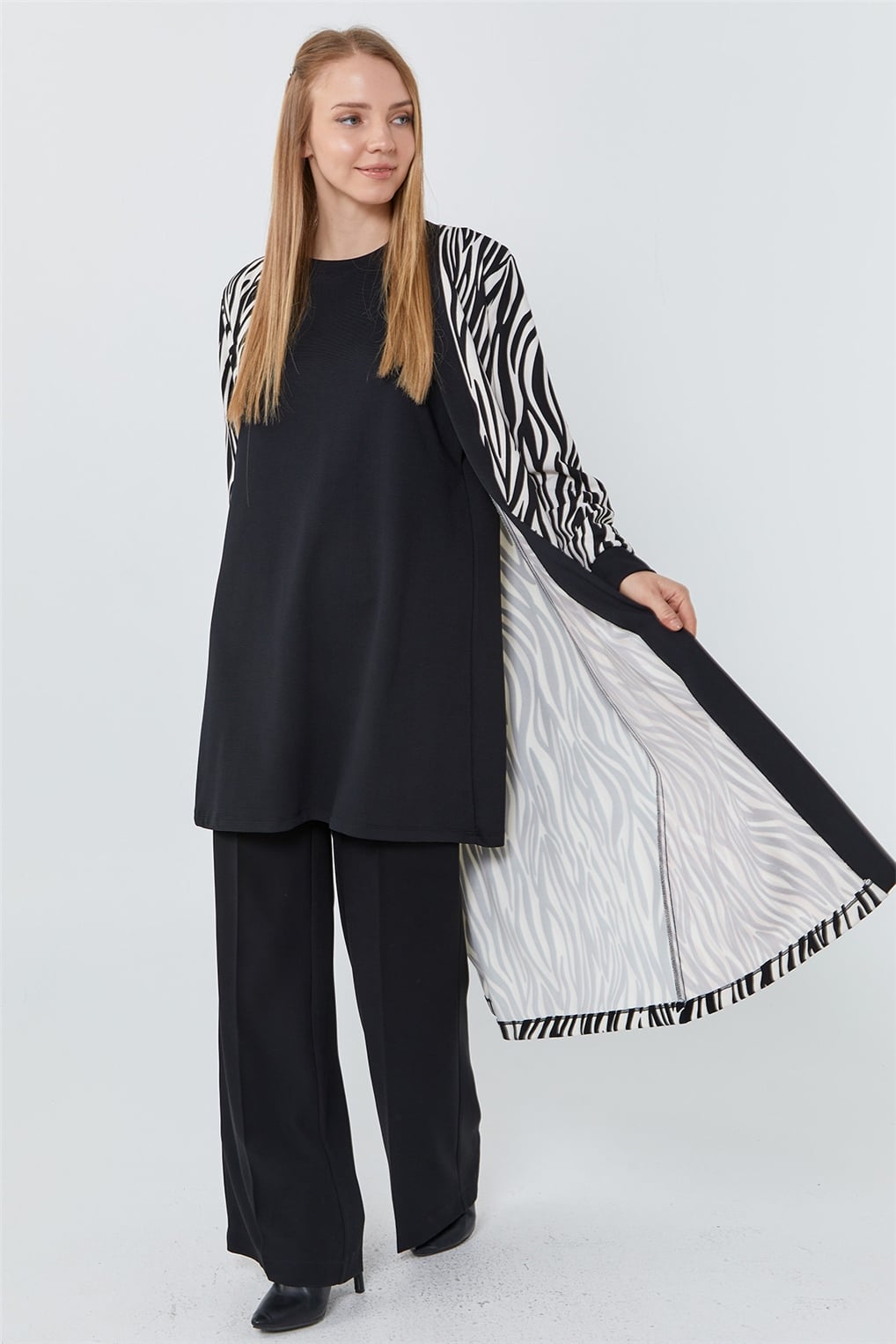 SİTARE OTTOMAN HIRKA TAKIM 230594- Siyah / Beyaz