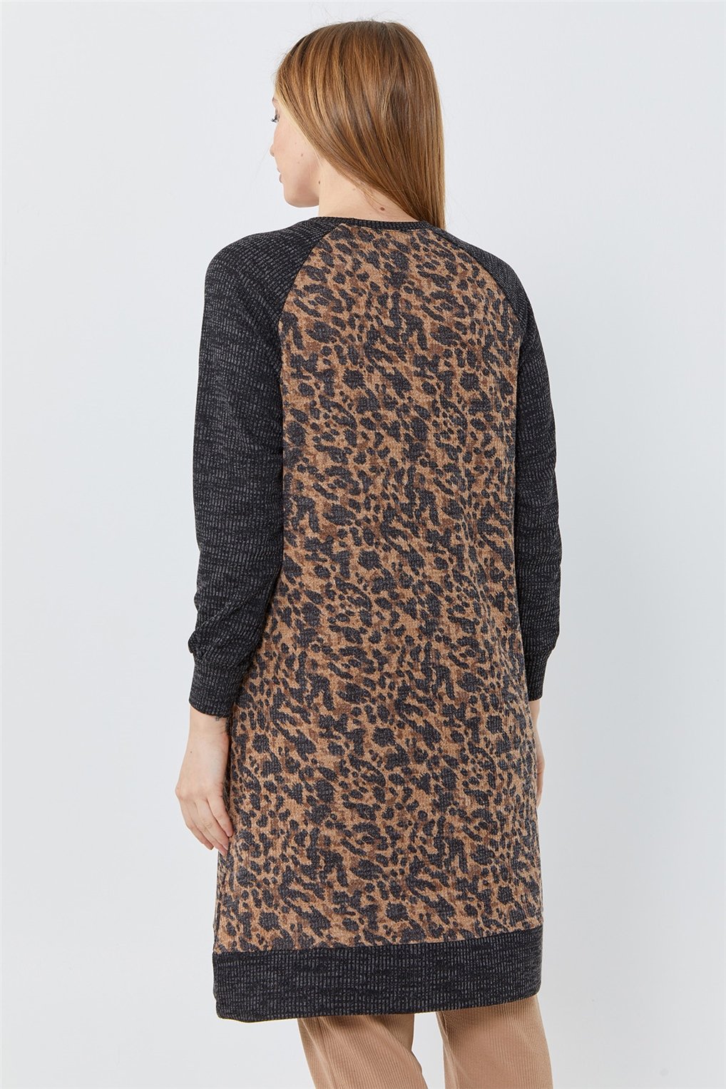 SİTARE REGLAN KOL DESENLİ TUNİK 230576- SİYAH/VİZON/LEOPAR