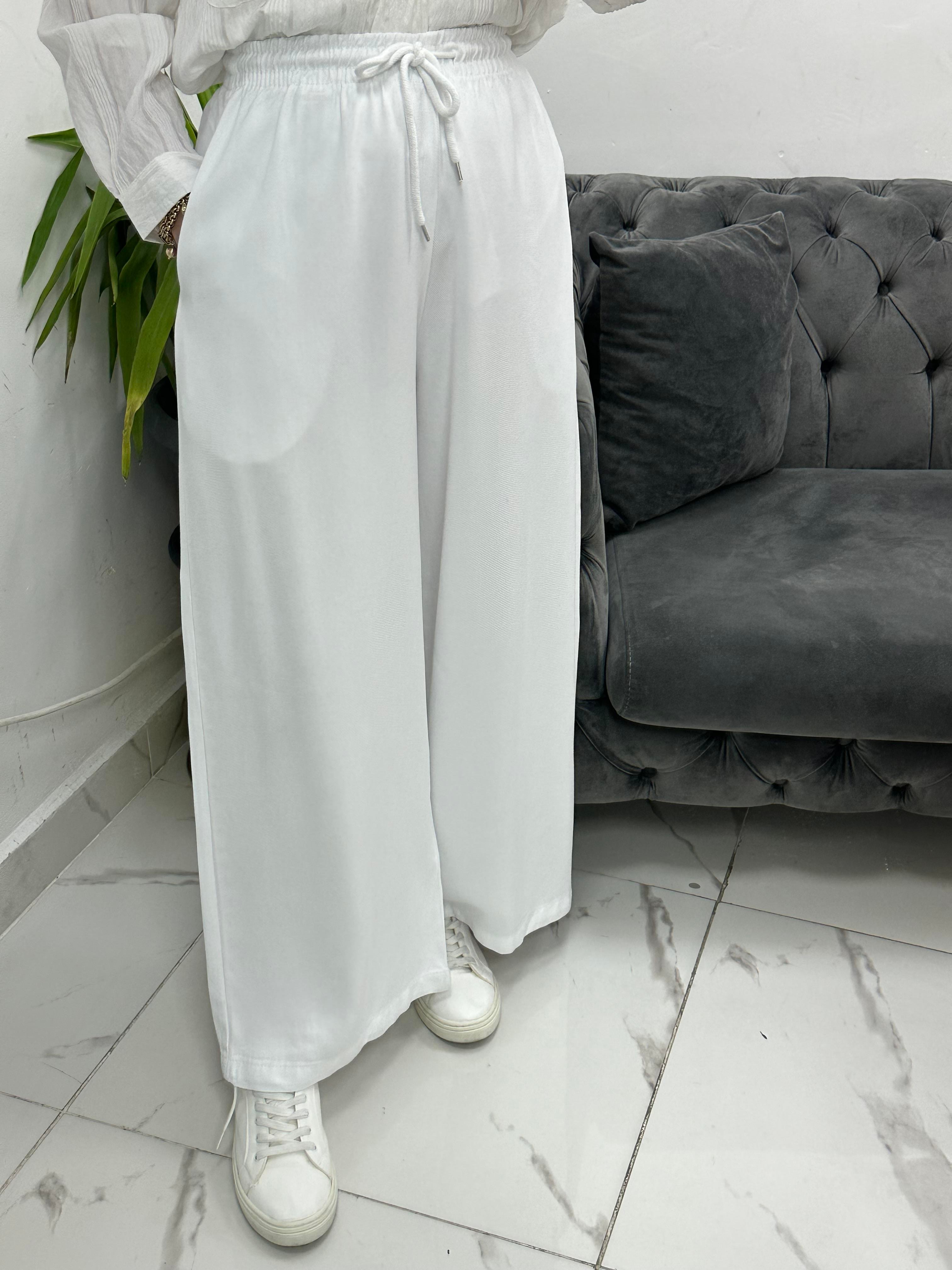 Beli Lastikli Bol Paça Beyaz