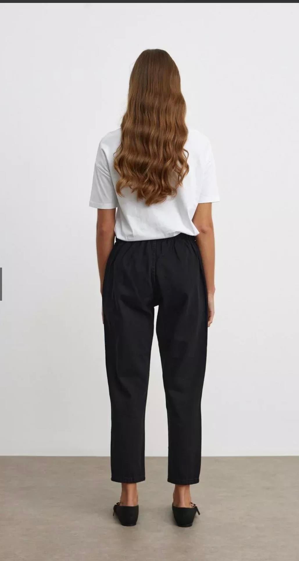 Peru Paça Siyah Kot