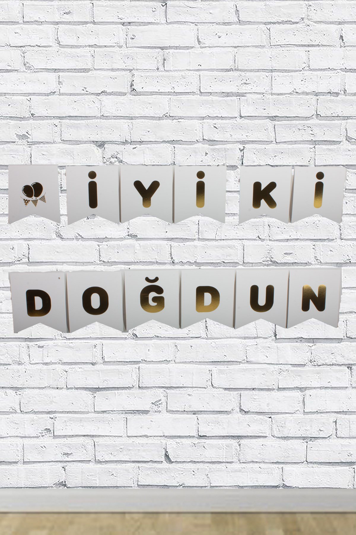 İyi Ki Doğdun Gold Yaldızlı Beyaz Banner 180cmPartistST1692