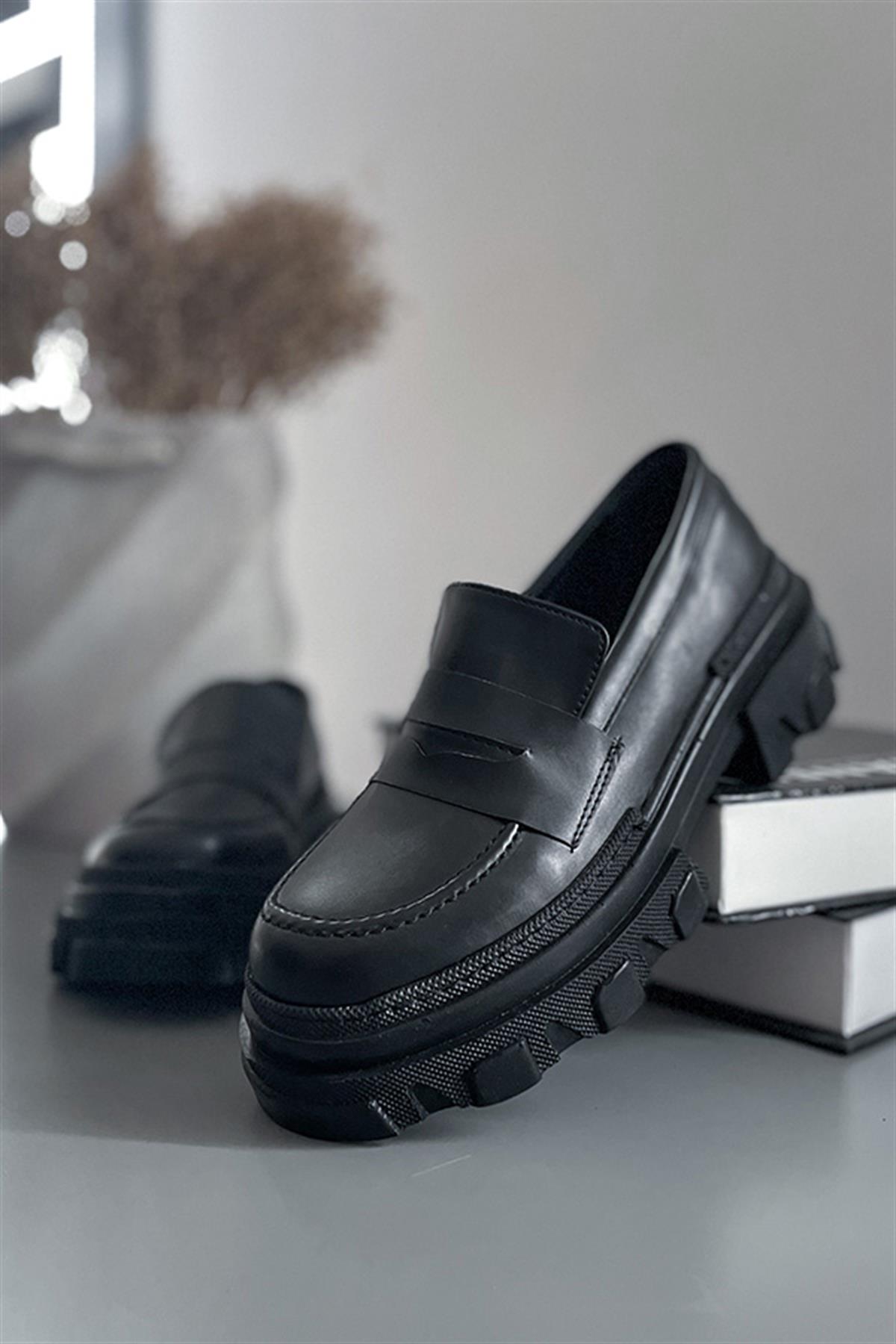 Hervey Siyah Mat Düz Kadın Loafer Ayakkabı