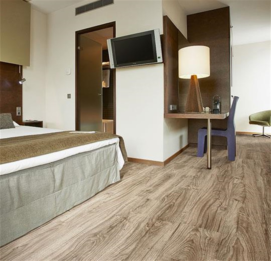 Flex Oak Central Sök-Tak LVT