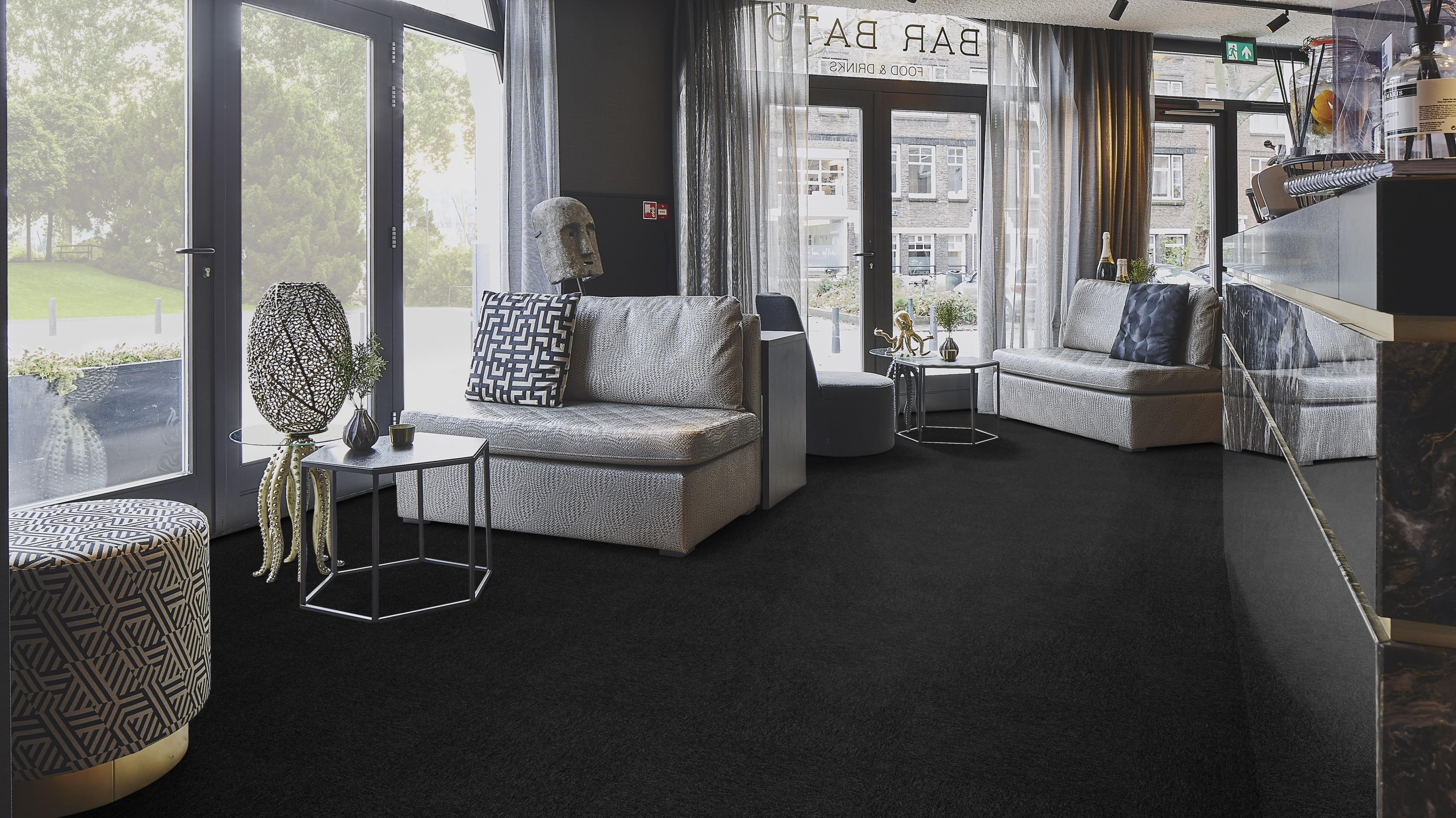 IMPETUS 2100 MONO 50*50 cm KARO HALI