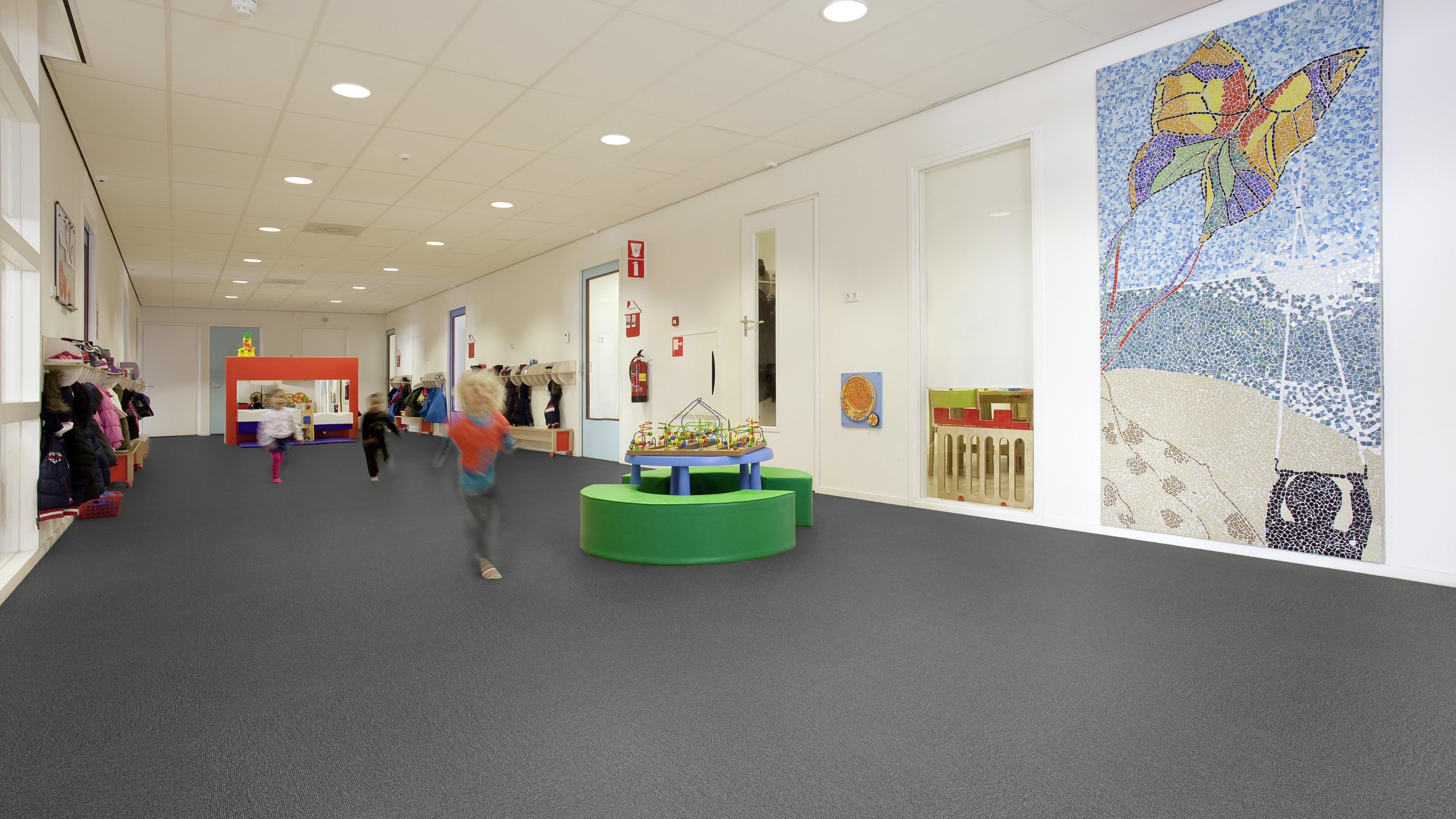 IMPETUS 2104 ALLOY 50*50 cm KARO HALI