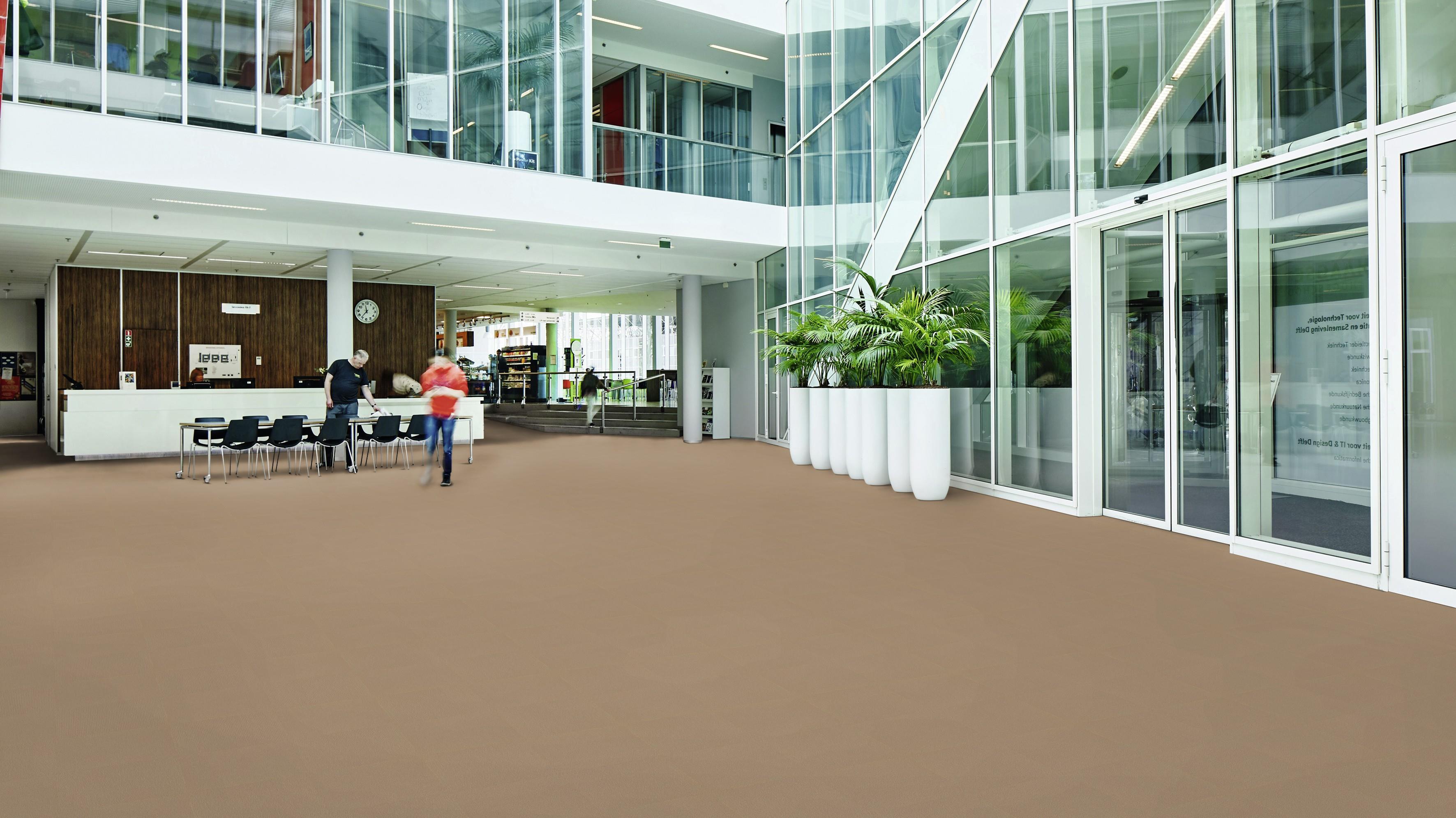 IMPETUS 2110 FUDGE 50*50 cm KARO HALI