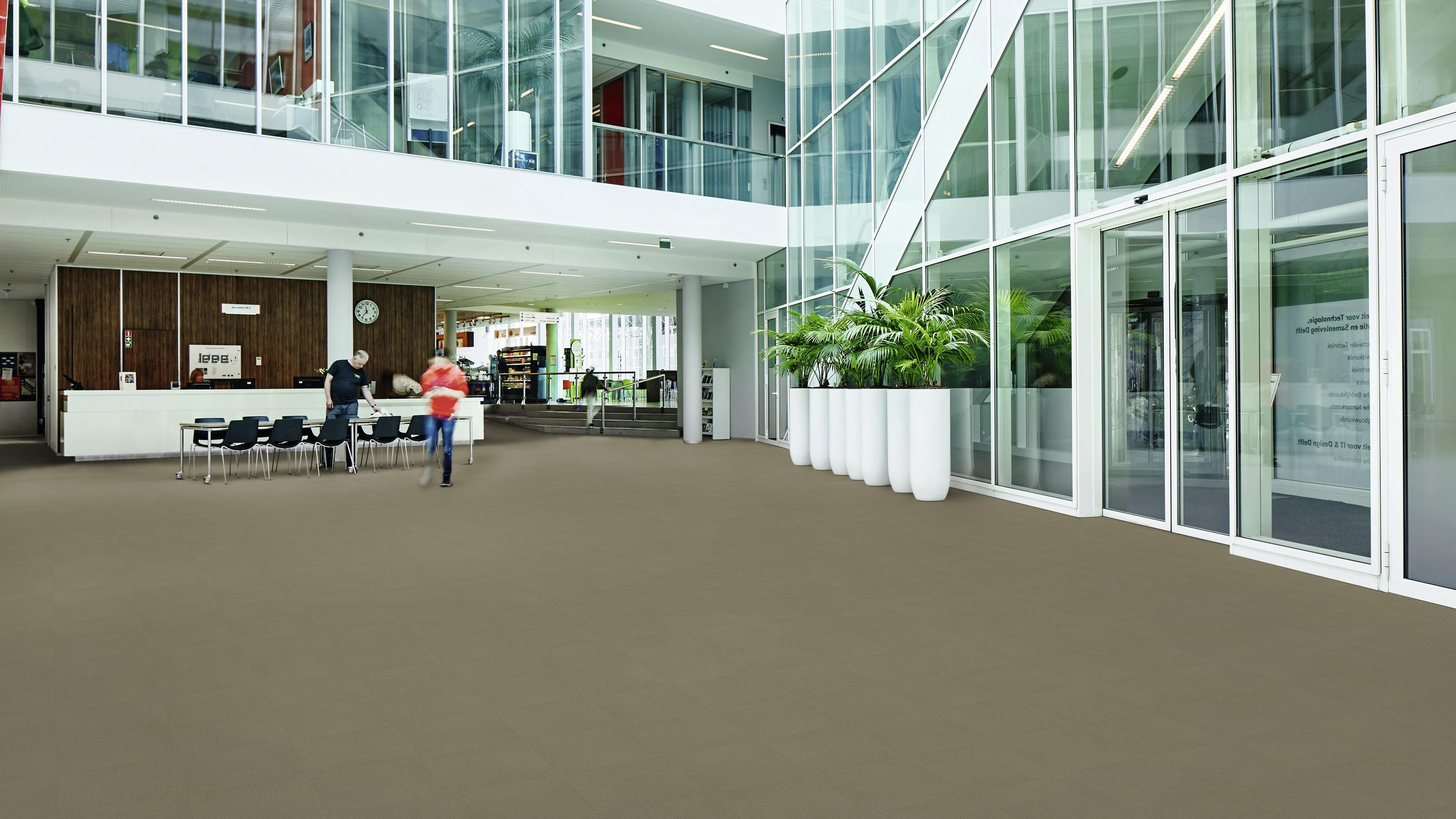 IMPETUS 2111 GHERKIN 50*50 cm KARO HALI