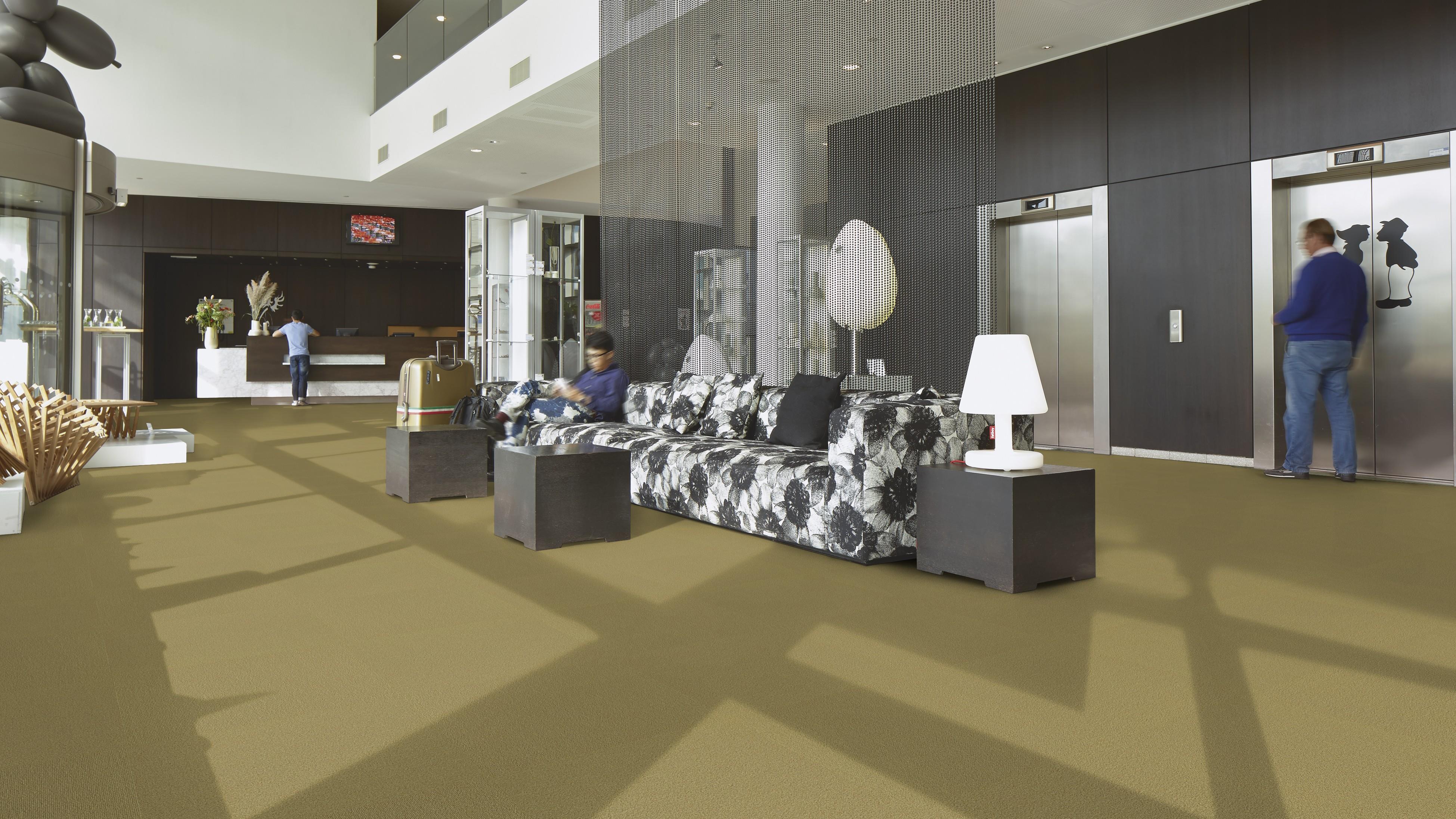 IMPETUS 2124 PİNACOLADA 50*50 cm KARO HALI