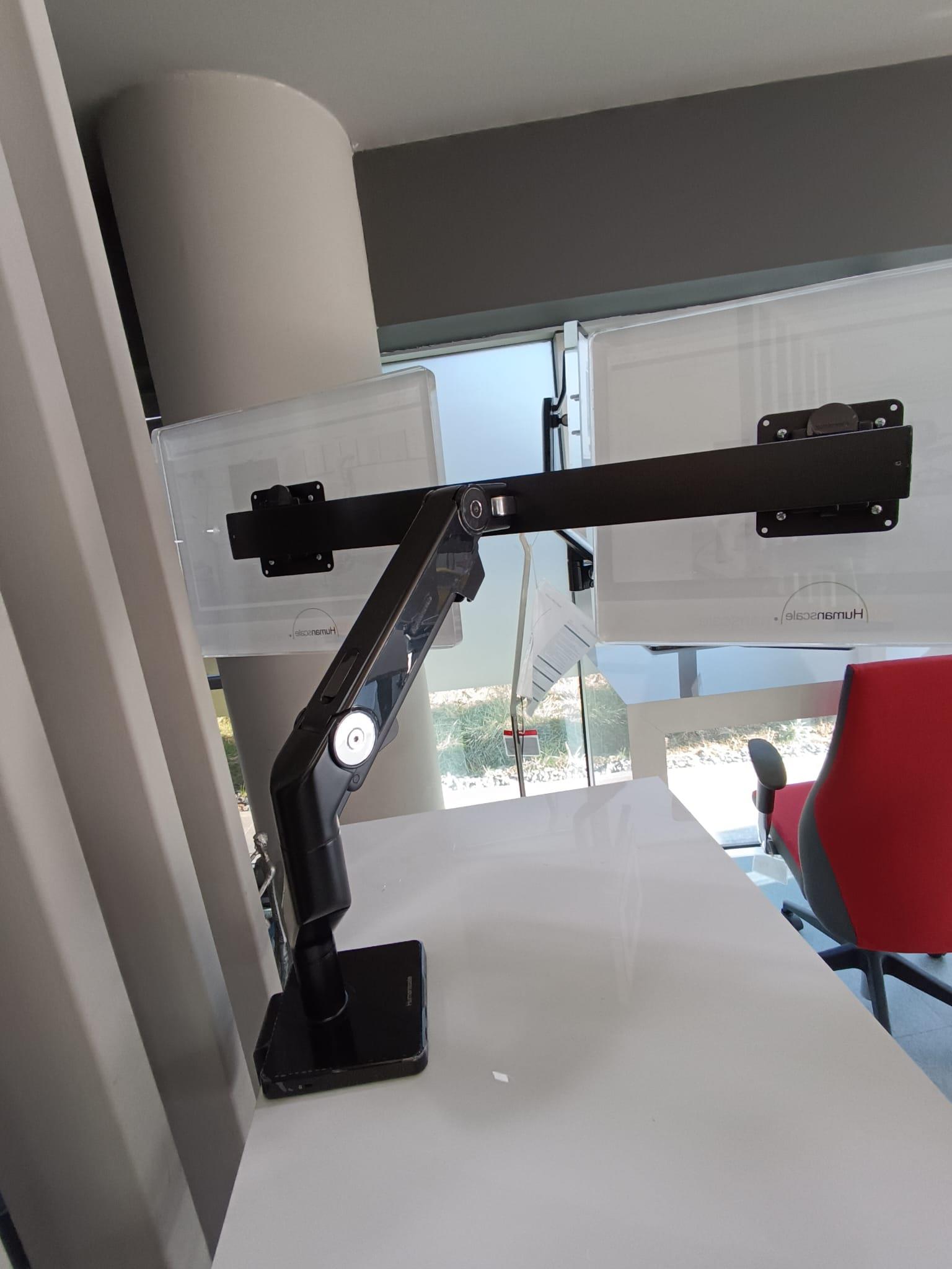 M8 Siyah Çift Monitör Taşıyıcı + Mpower