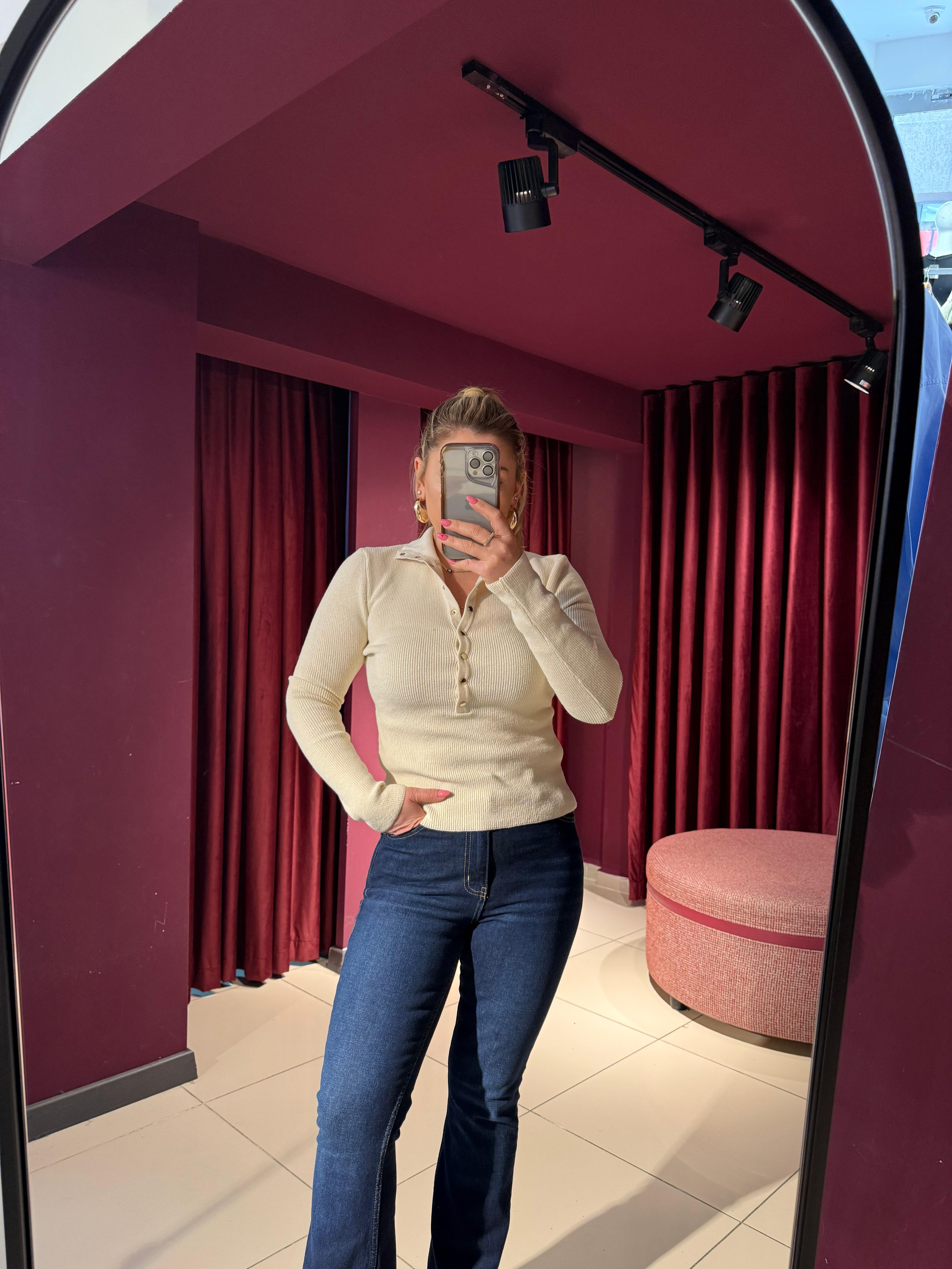 Bluz10686 Dik Yaka Çıtçıtlı Triko Bluz Ekru