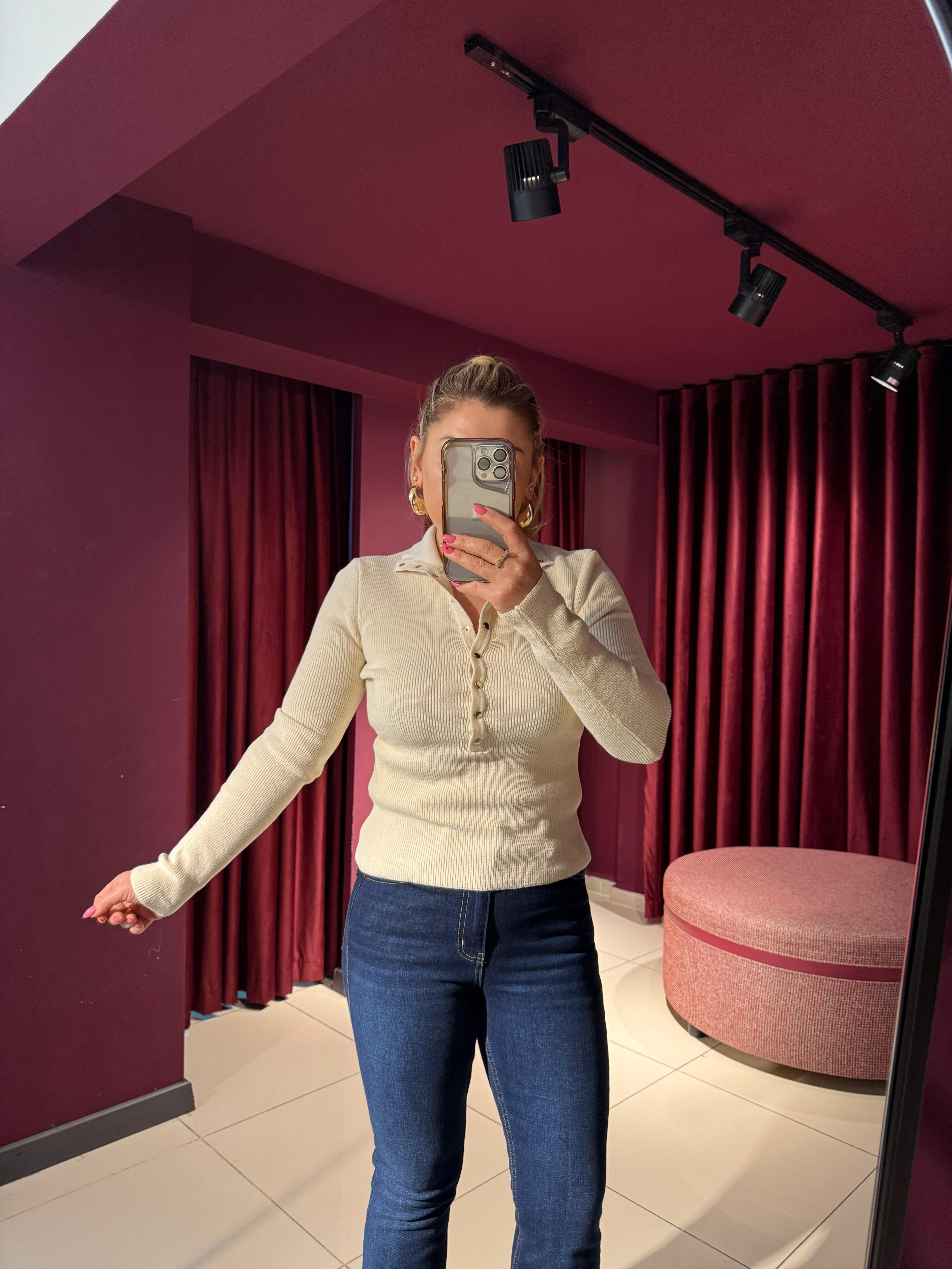 Bluz10686 Dik Yaka Çıtçıtlı Triko Bluz Ekru