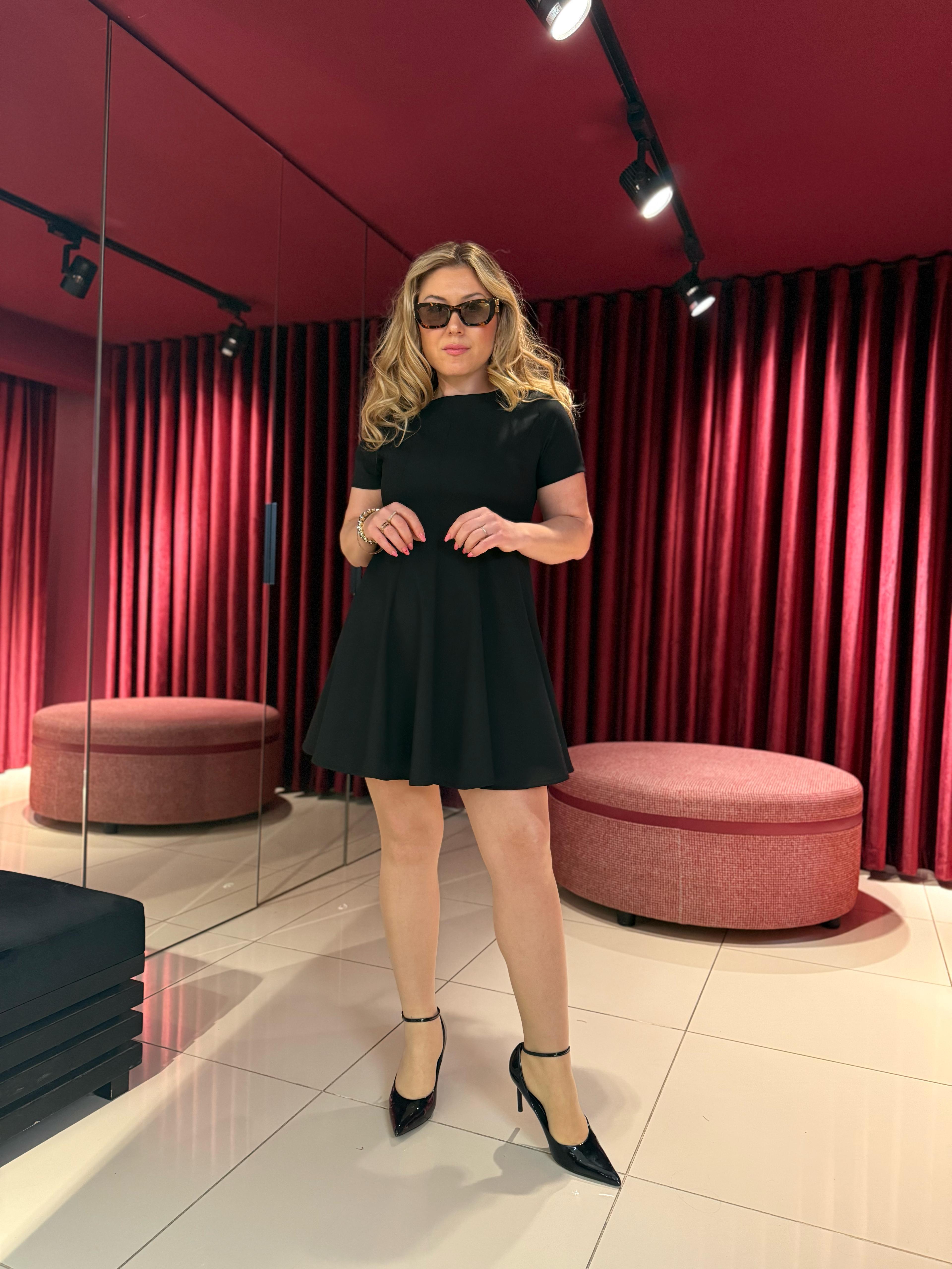 Kısa Elbiseler1403 Pileli Mini Elbise Siyah
