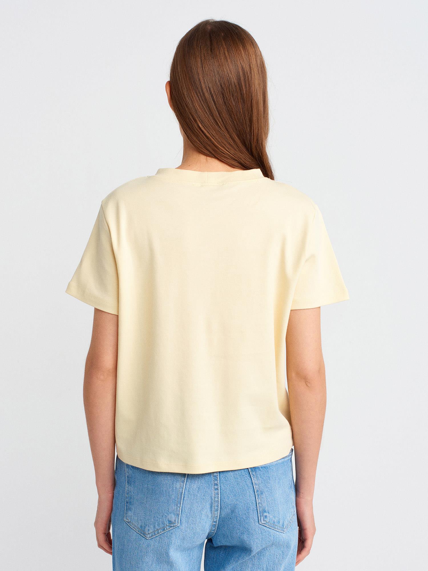 T-Shirt30584 Bisiklet Yaka Pamuklu T-Shirt Açık Sarı