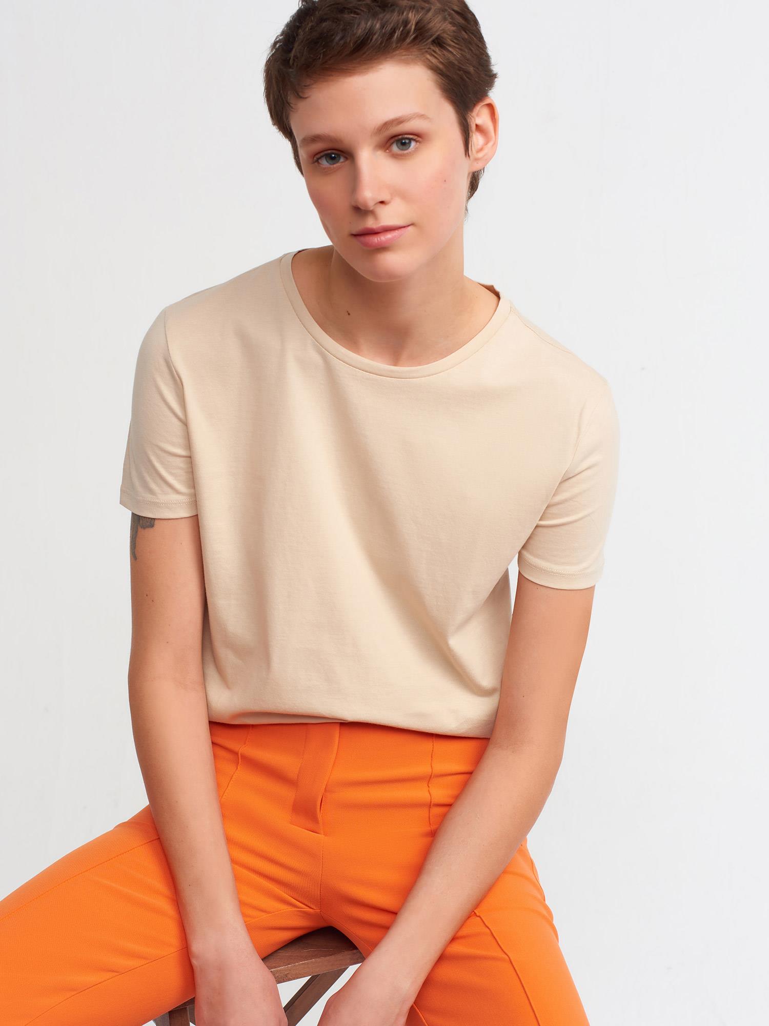 T-Shirt3471 Bisiklet Yaka Basic T-Shirt Bej
