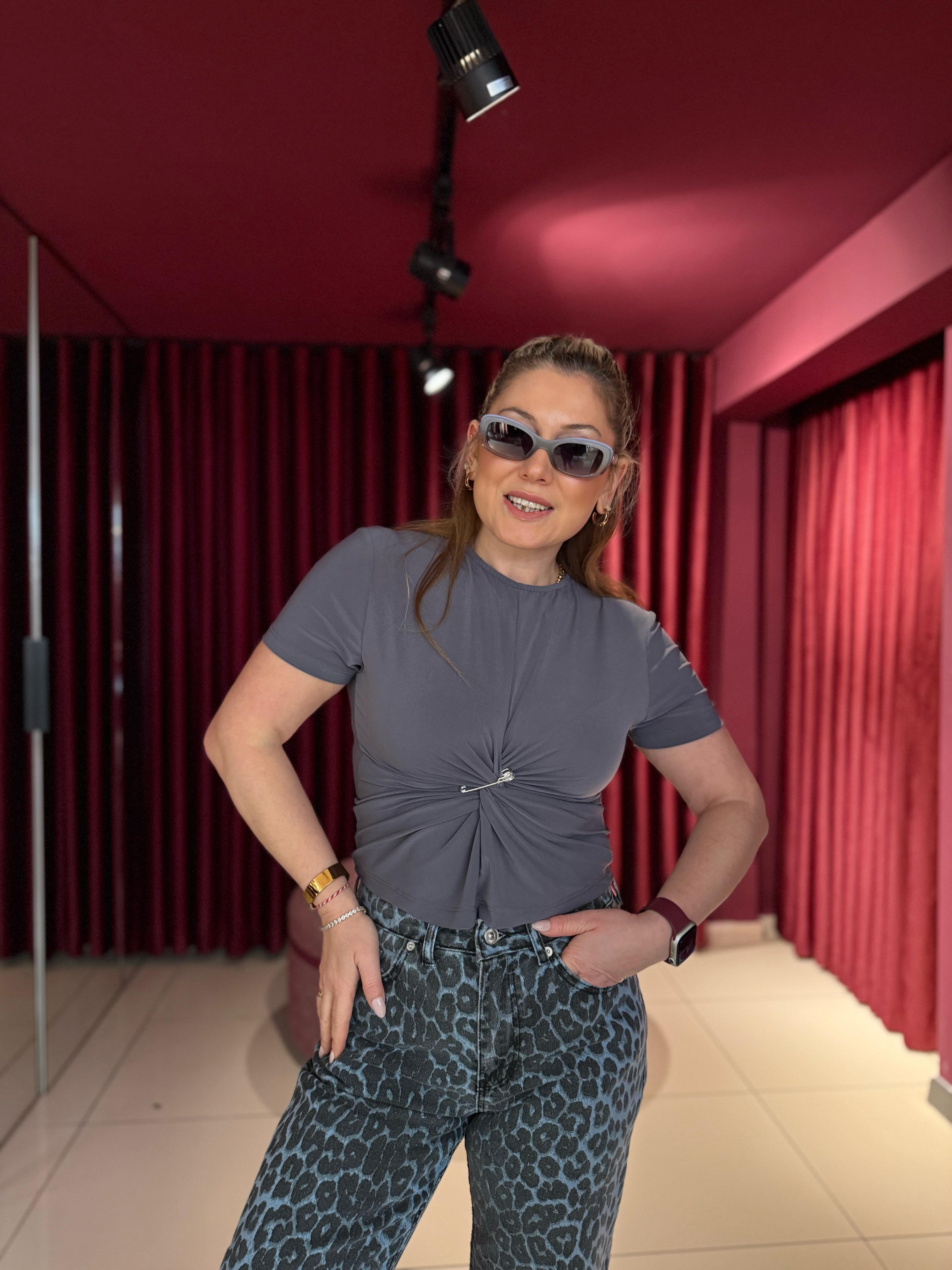 Bluz4042 Büzgülü Çengel Bluz Gri