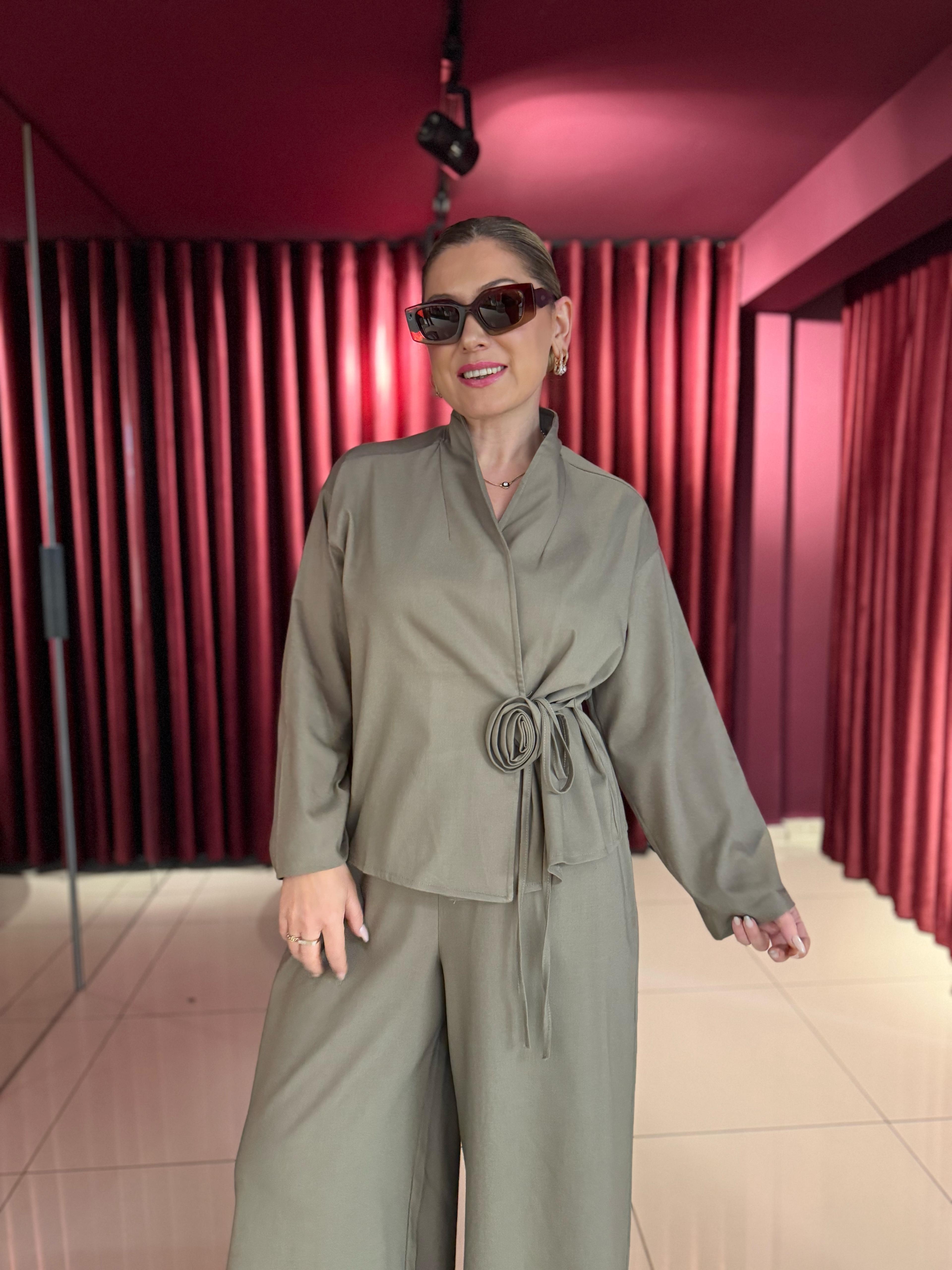 Takım8637 Gül Detaylı Kimono Takım Haki