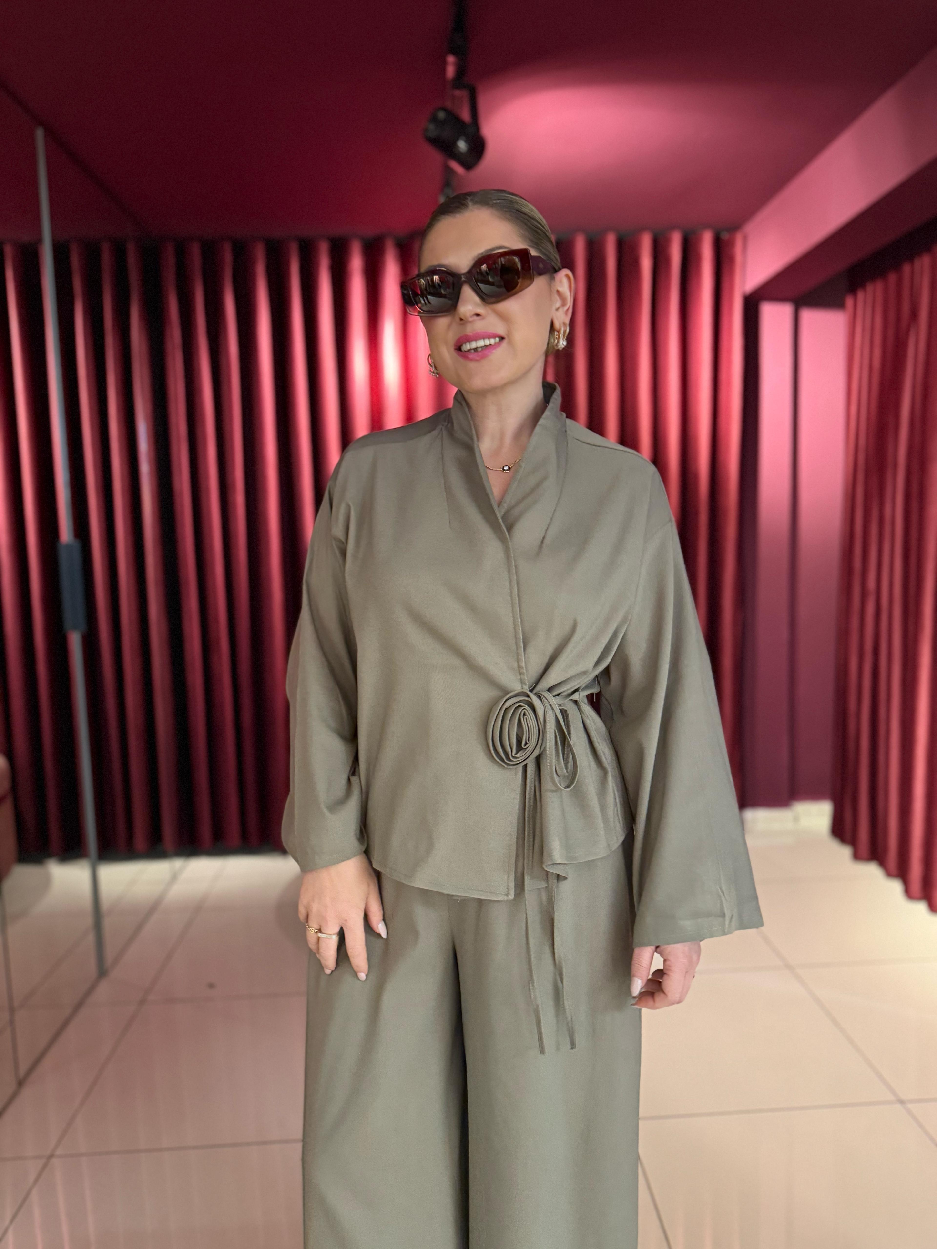 Takım8637 Gül Detaylı Kimono Takım Haki