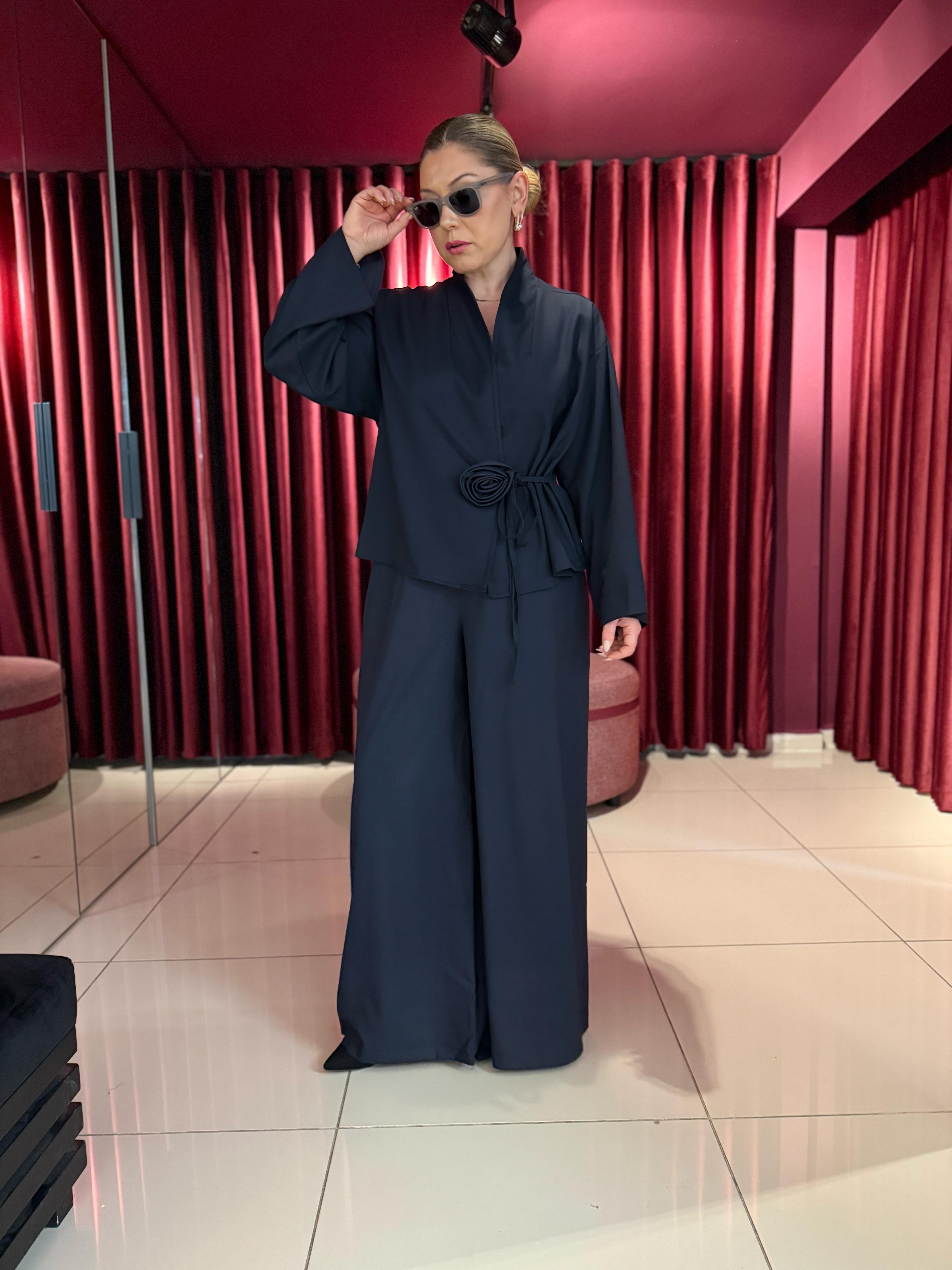 Takım8637 Gül Detaylı Kimono Takım Lacivert