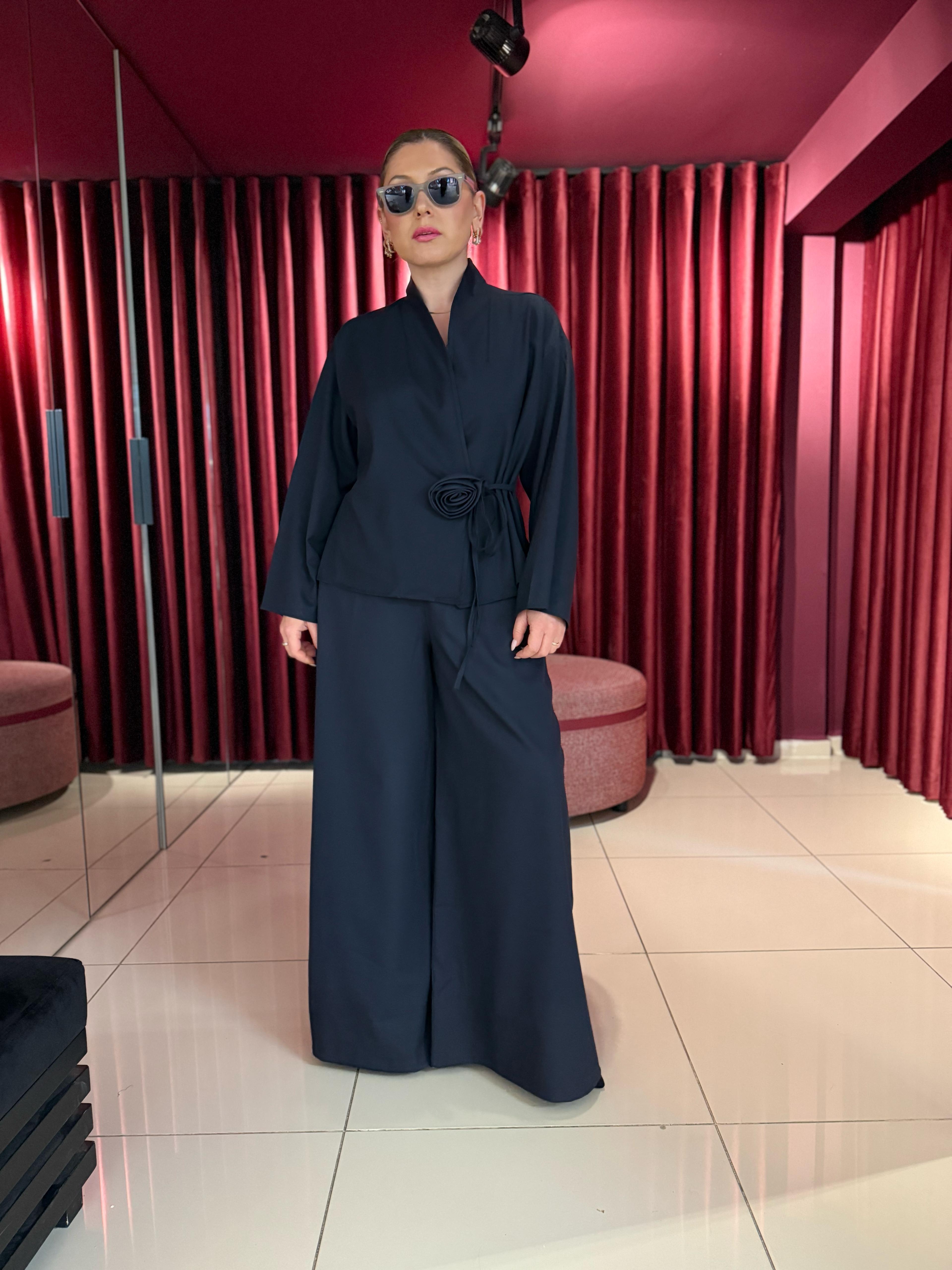 Takım8637 Gül Detaylı Kimono Takım Lacivert