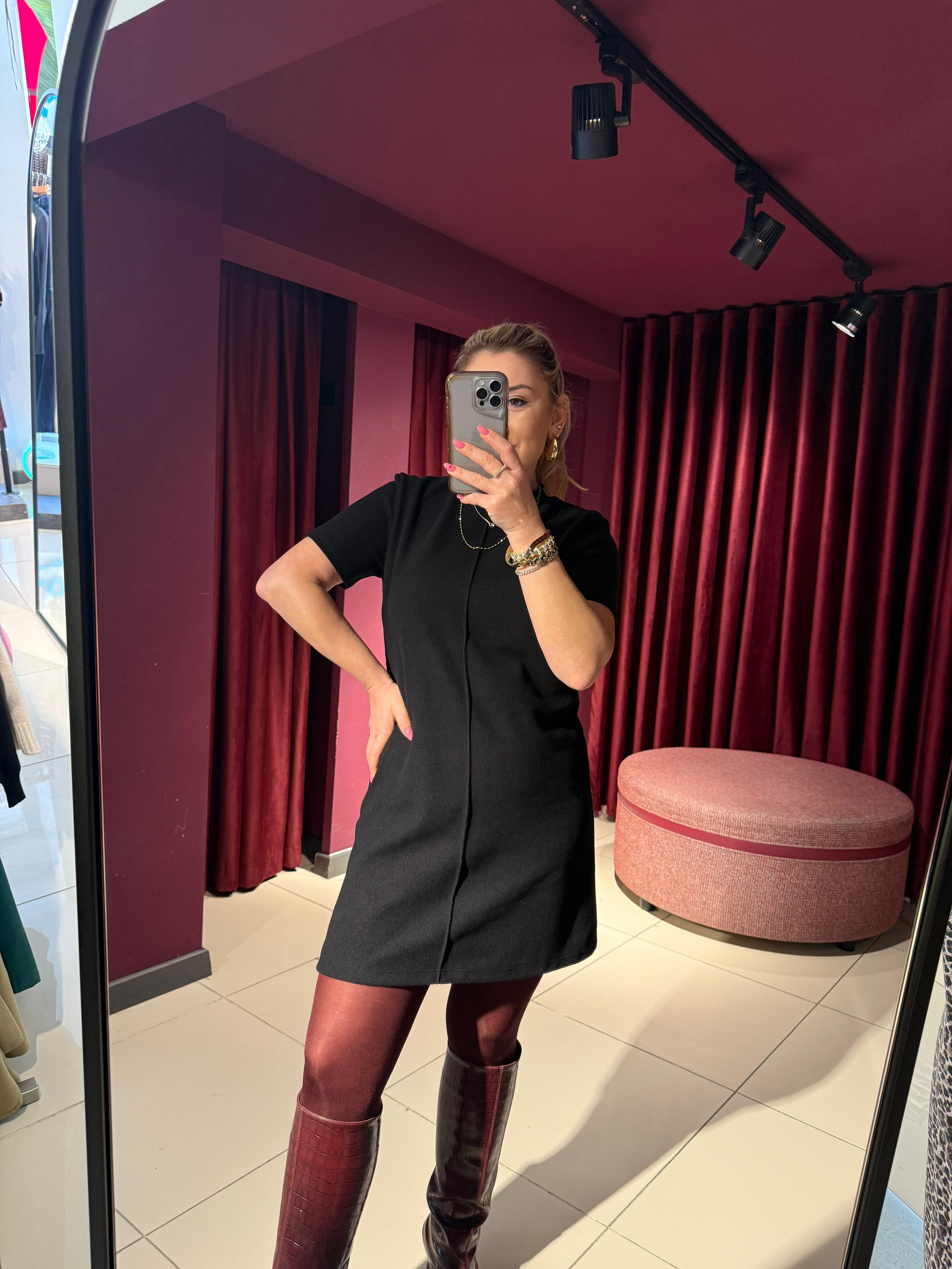 Kısa Elbiseler90810 Yumuşak Mini Elbise Siyah