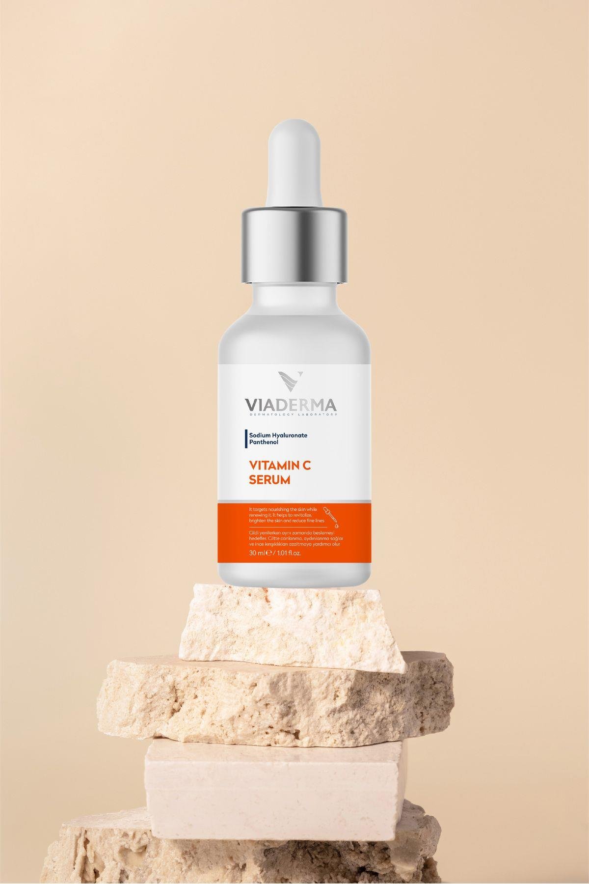 Aydınlatıcı Leke Karşıtı C Vitamini Serum 30 ml – %10 Vitamin C ile Parlak ve Dayanıklı Cilt