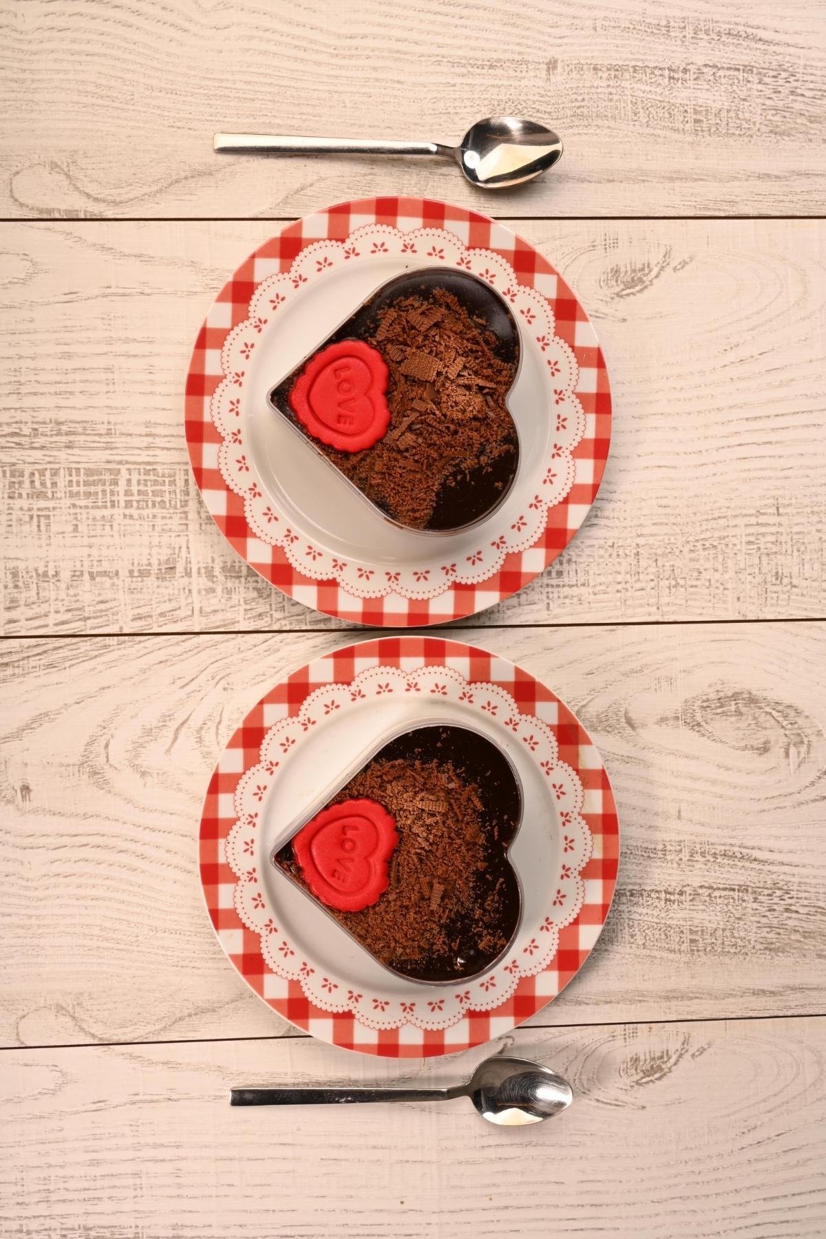 Sevgiliye Özel Kalpli Profiterol