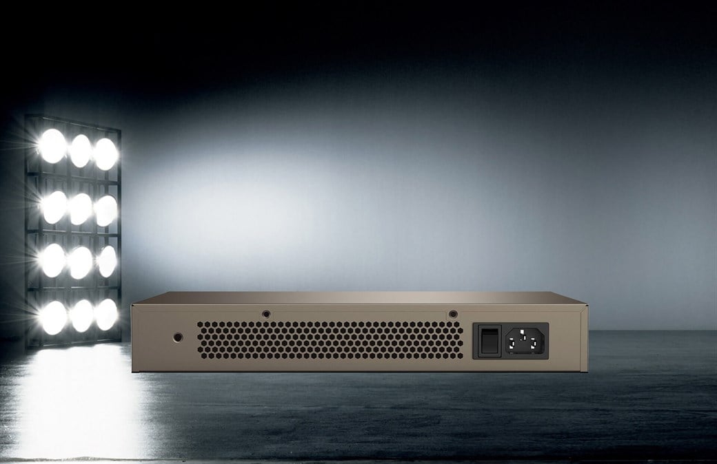 TENDA TEG1016D 16 PORT 10/100/1000 MBPS SWITCH METAL KASA RACK MOUNT