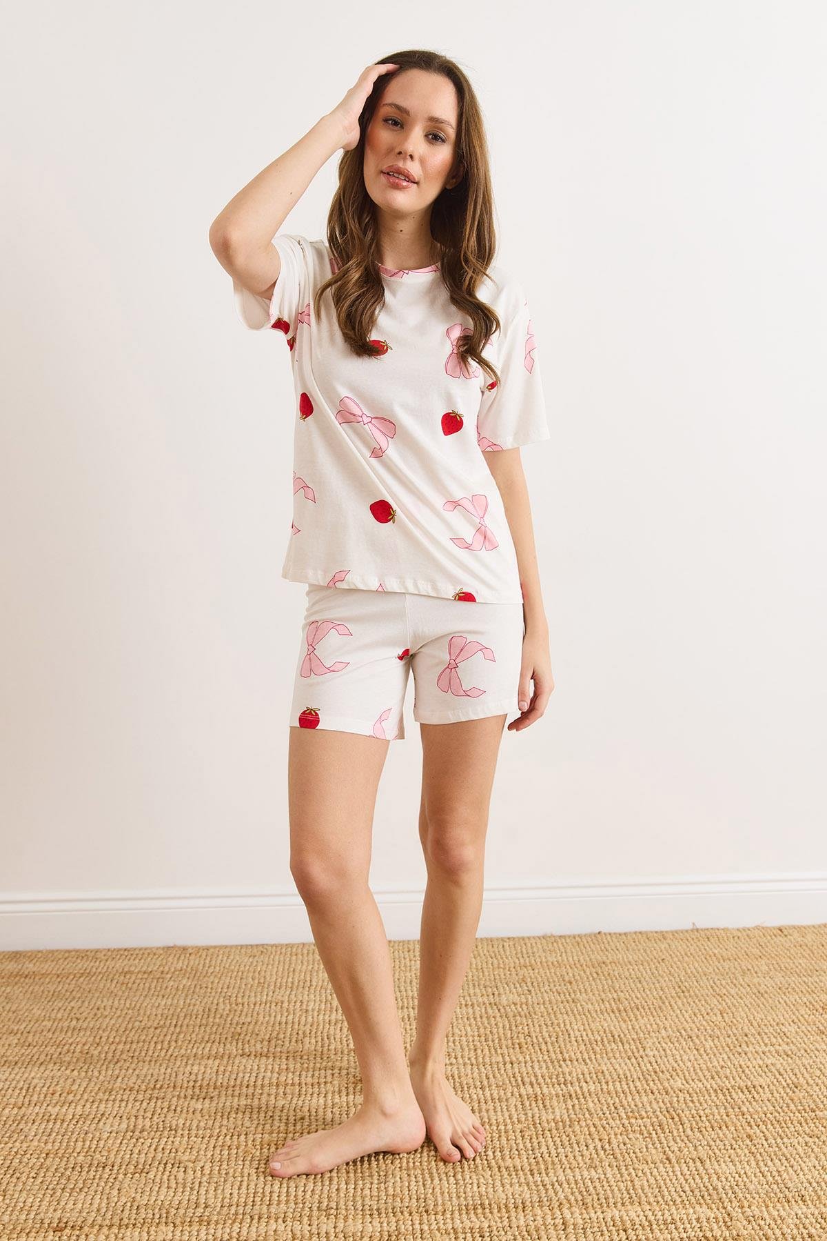%100 Pamuk Şortlu Pijama Takım Beyaz Çilek