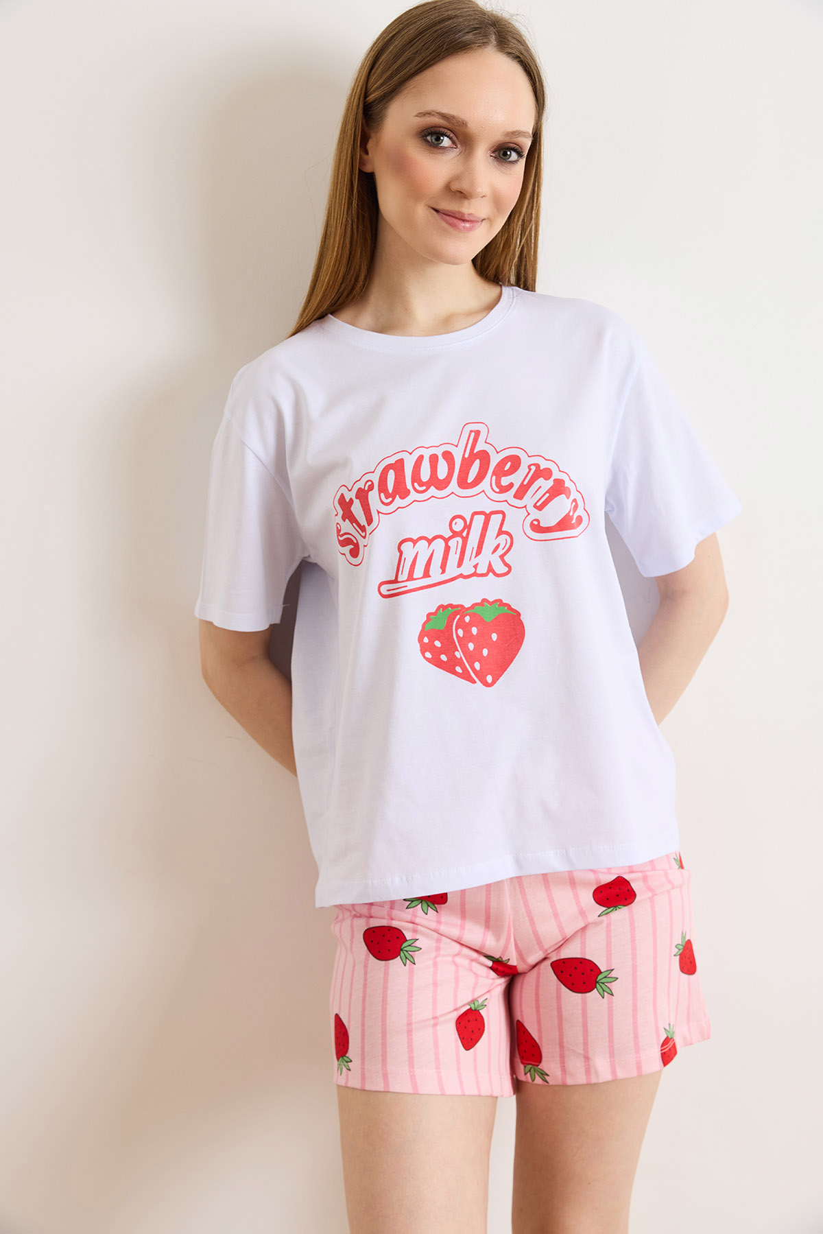 %100 Pamuk Şortlu Pijama Takım Çilek Beyaz Pembe