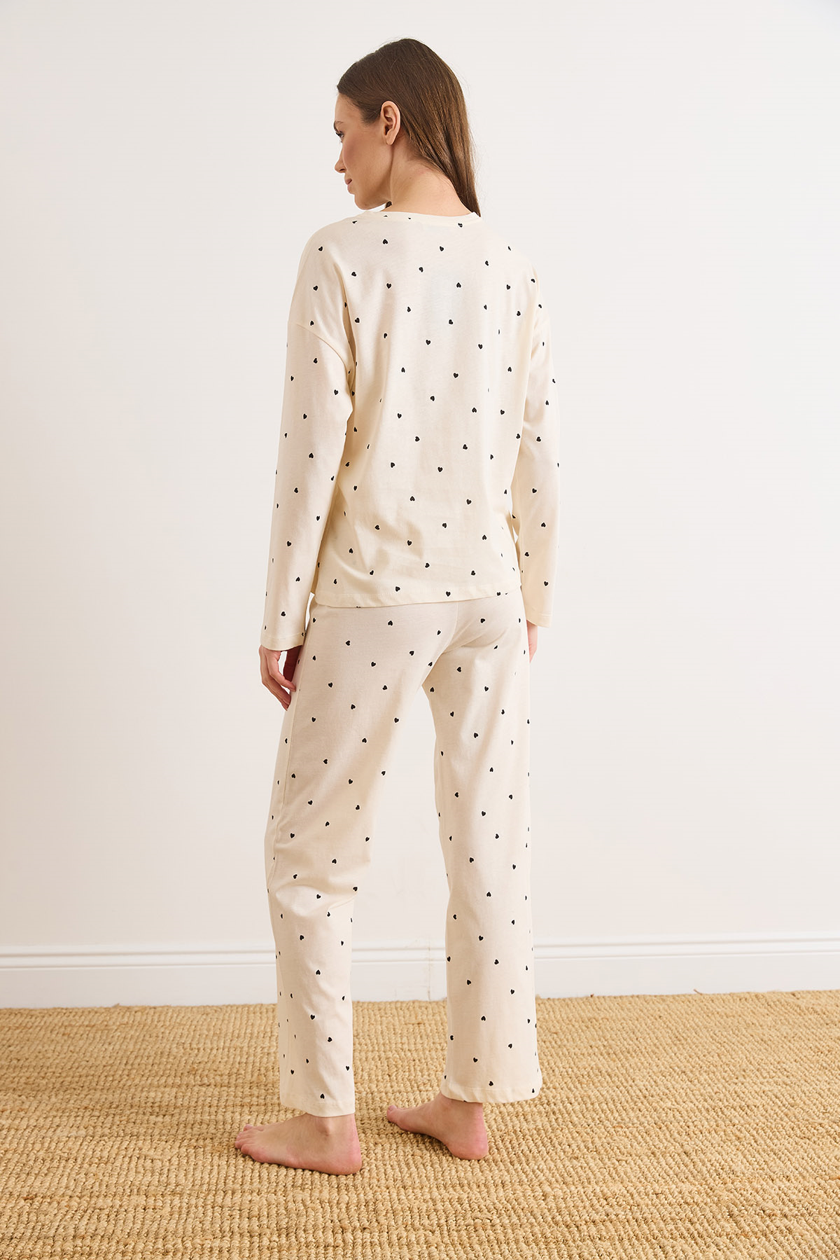 %100 Pamuk Uzun Kollu Pijama Takımı Bej Kalp