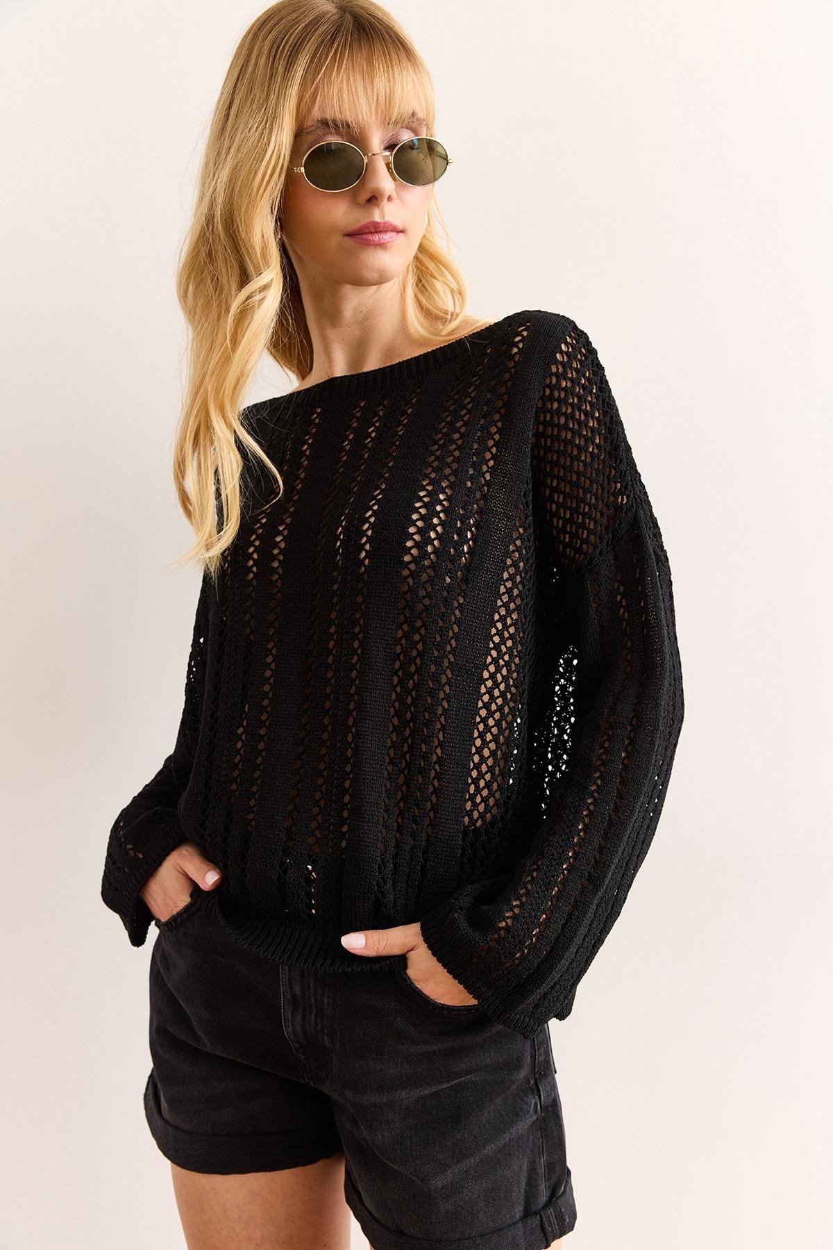 Ajurlu Relaxed Fit Mevsimlik Triko Bluz Siyah