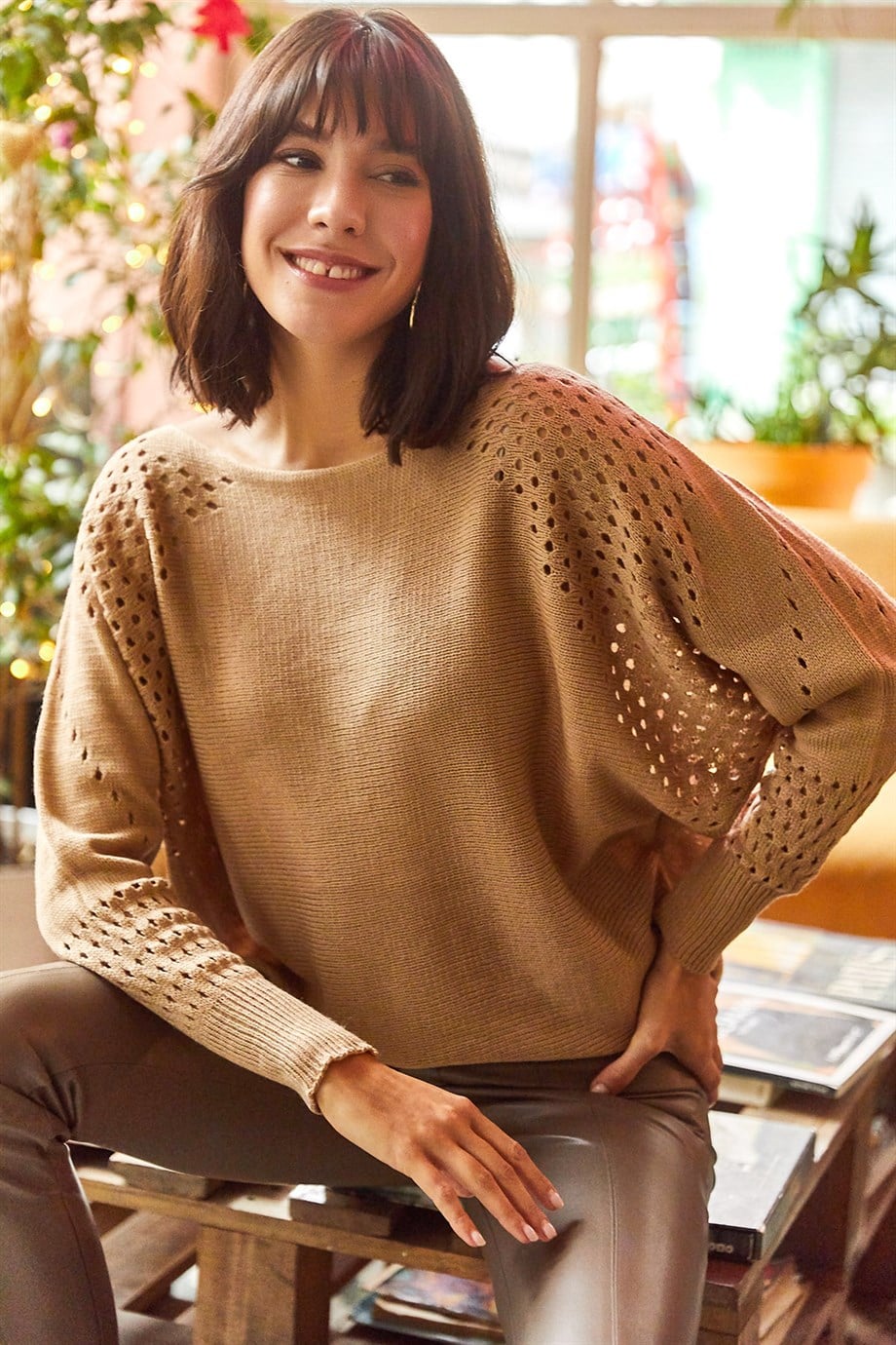 Ajurlu Yarasa Oversize Triko Kazak Camel