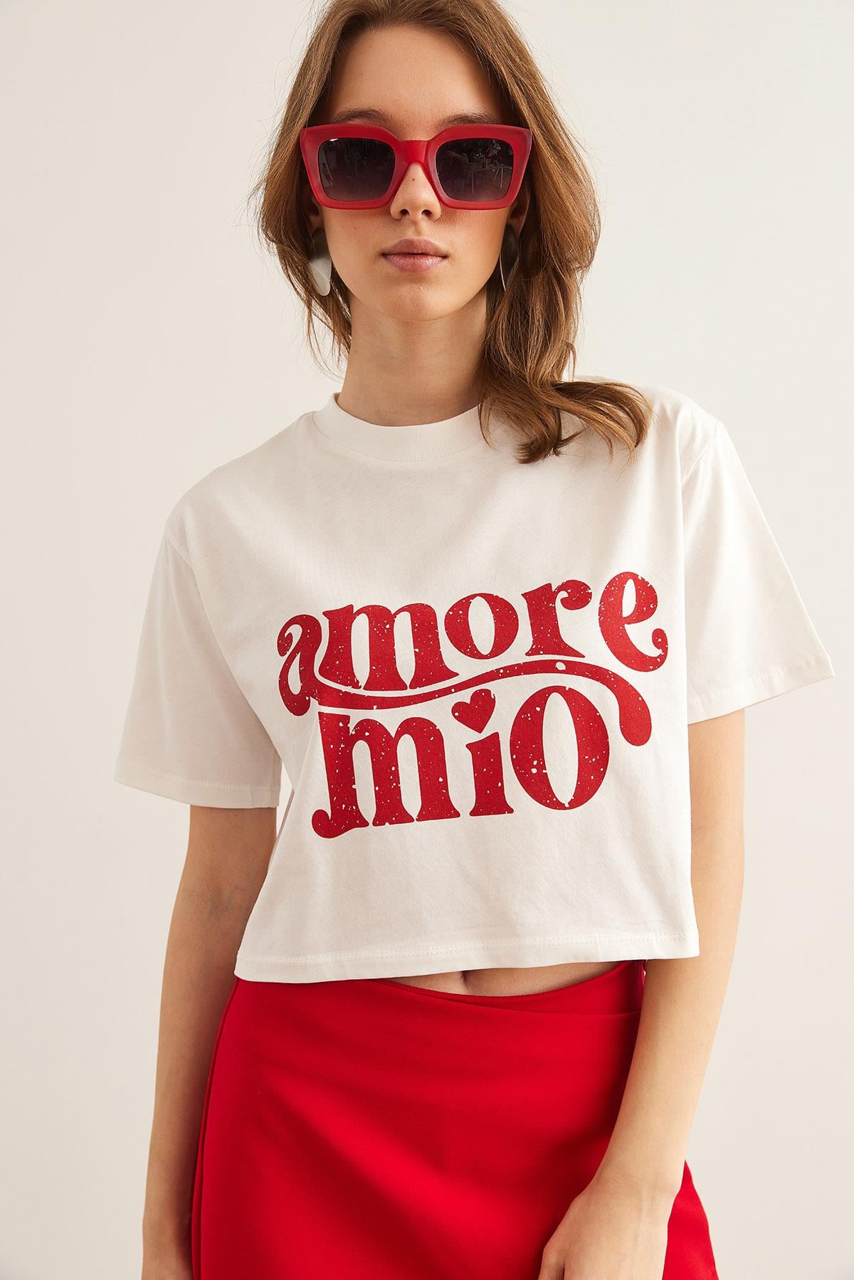 Amore Baskılı Crop Pamuk Tişört Ekru