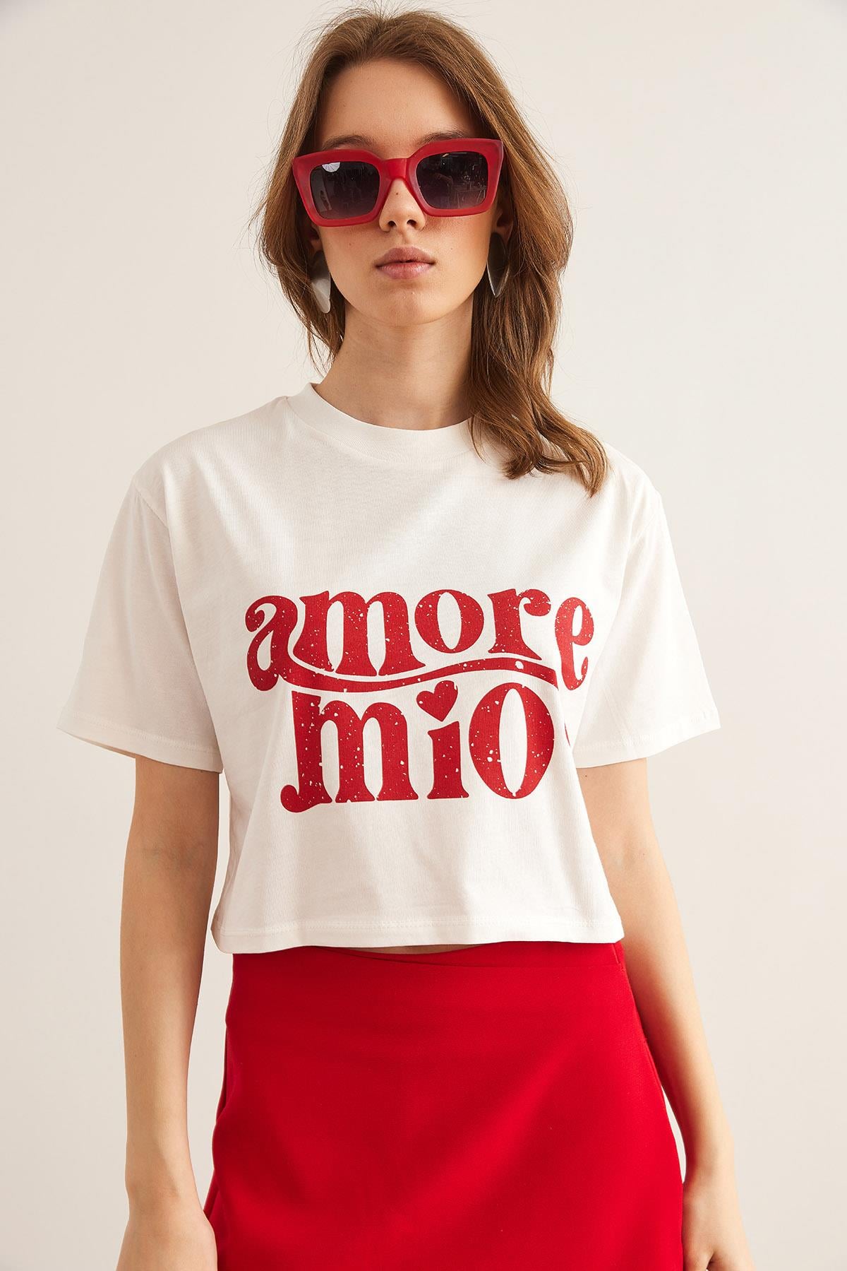Amore Baskılı Crop Pamuk Tişört Ekru