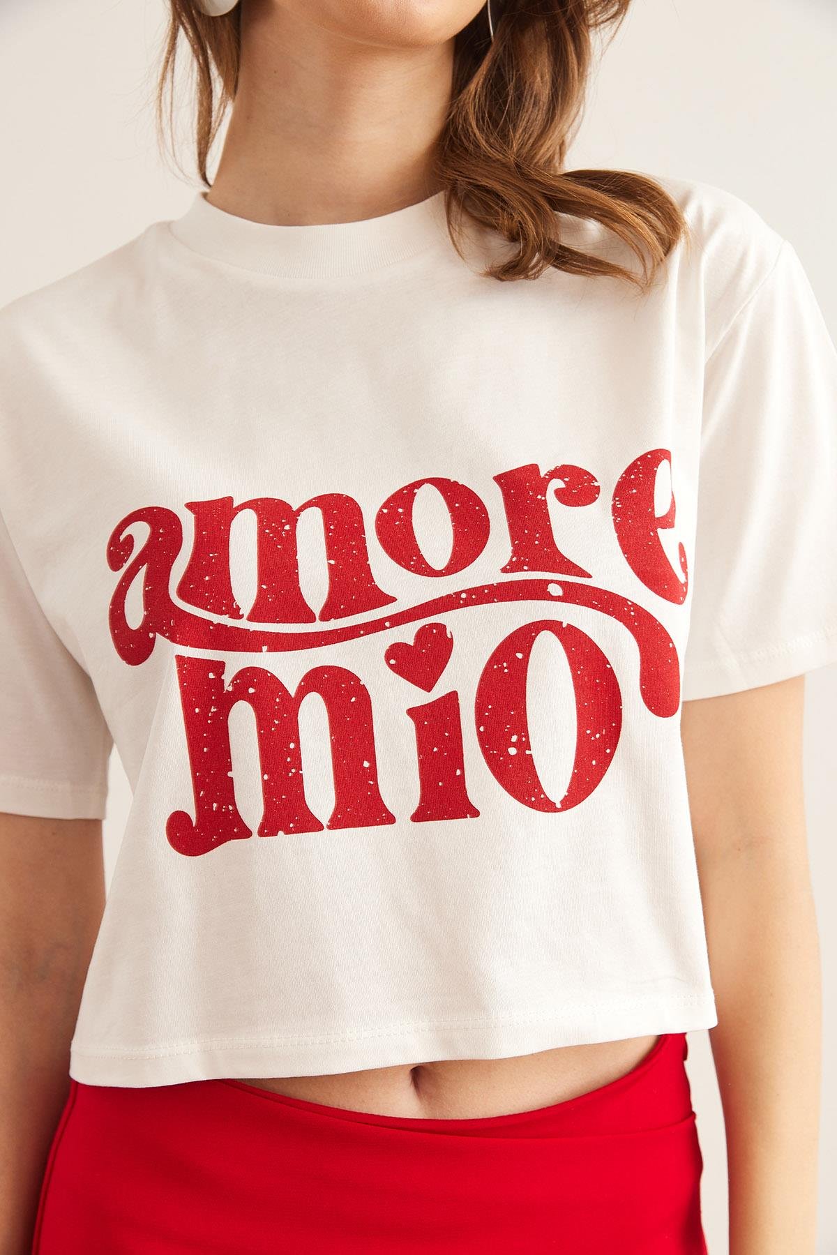 Amore Baskılı Crop Pamuk Tişört Ekru