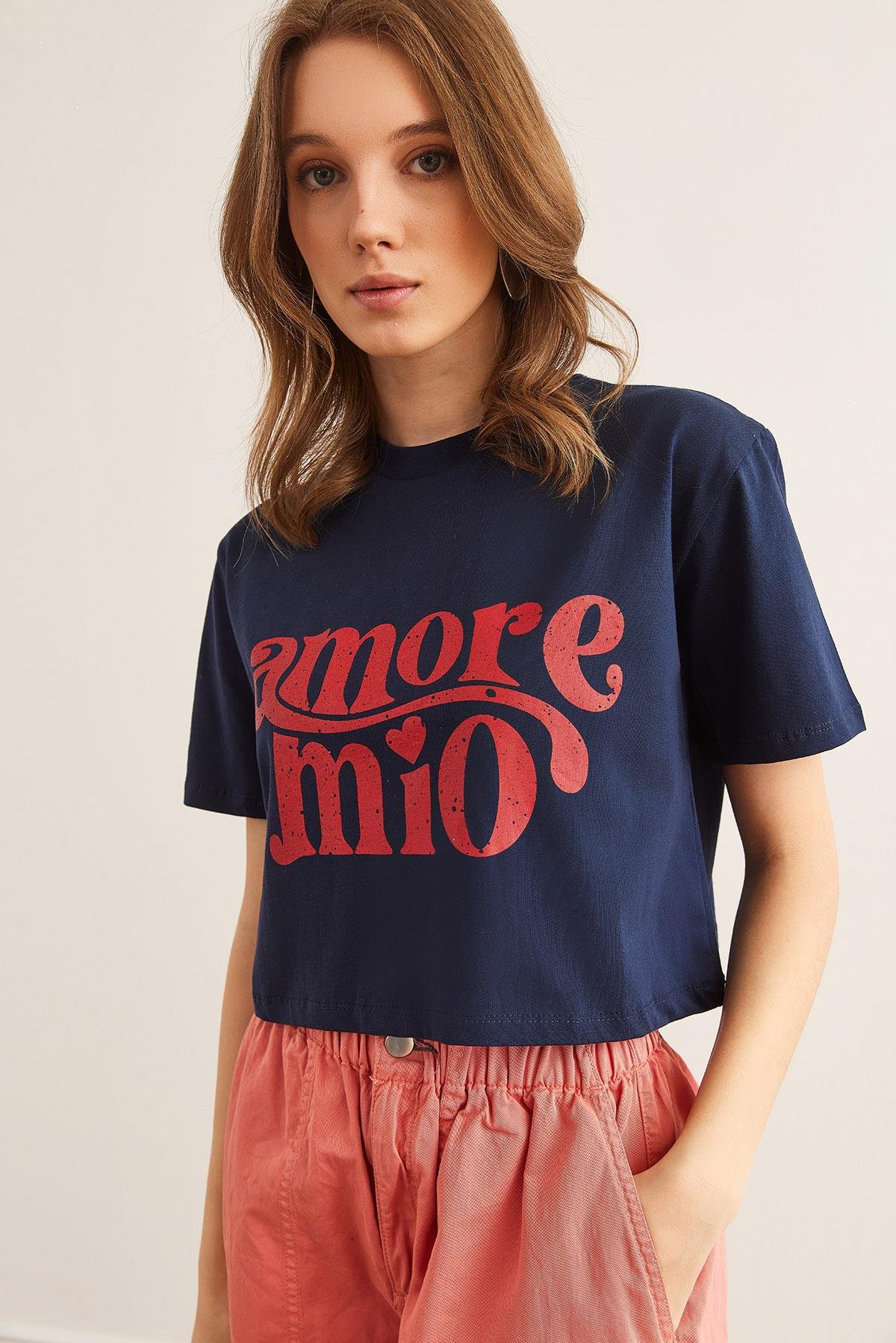 Amore Baskılı Crop Pamuk Tişört Lacivert